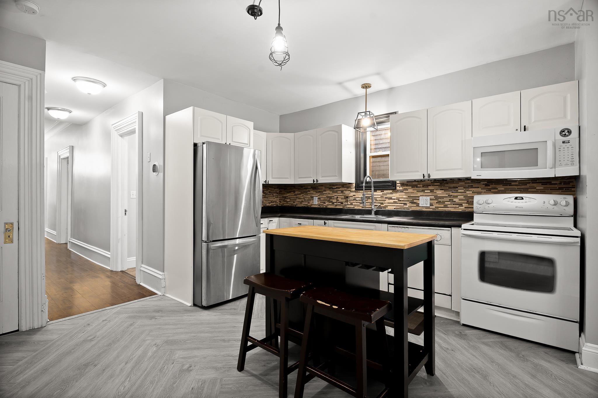 $799,900.00: 2556 Gottingen Street, Halifax