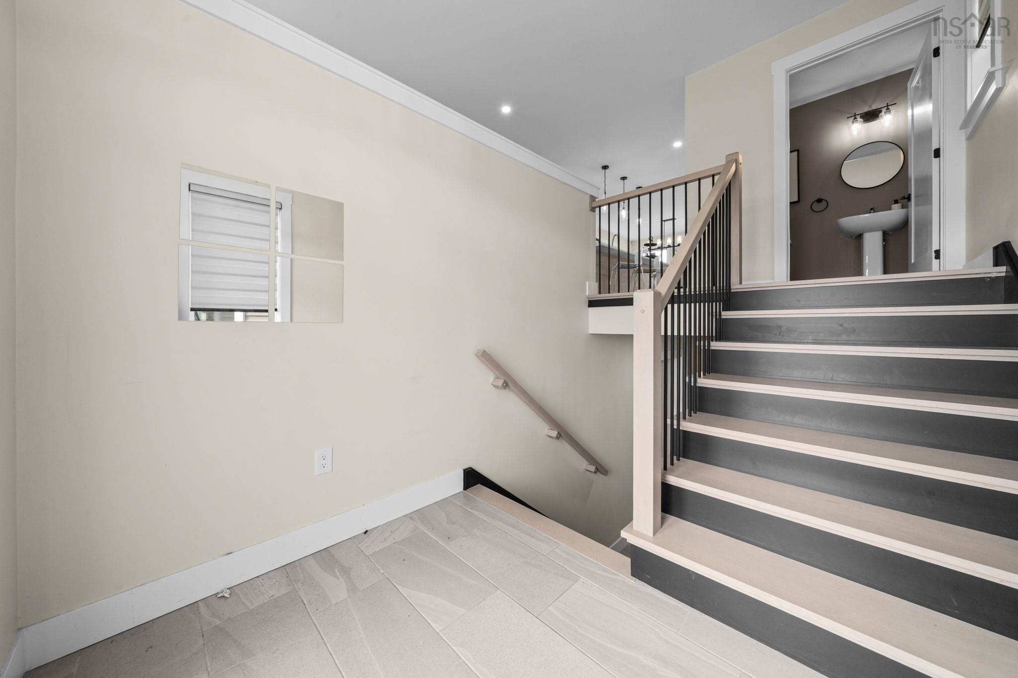 $549,900.00: 35 Sam Crescent, Elmsdale