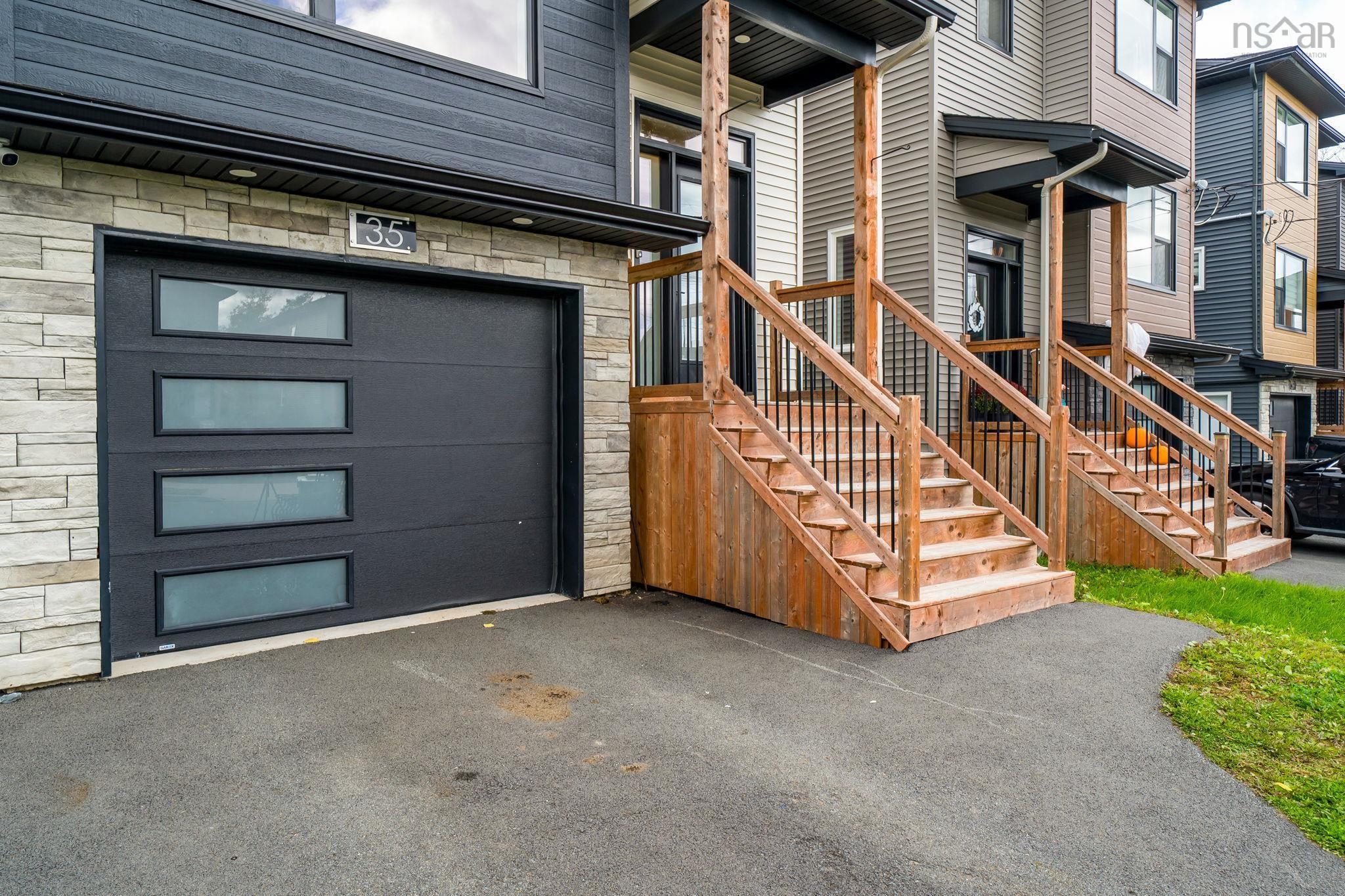 $549,900.00: 35 Sam Crescent, Elmsdale