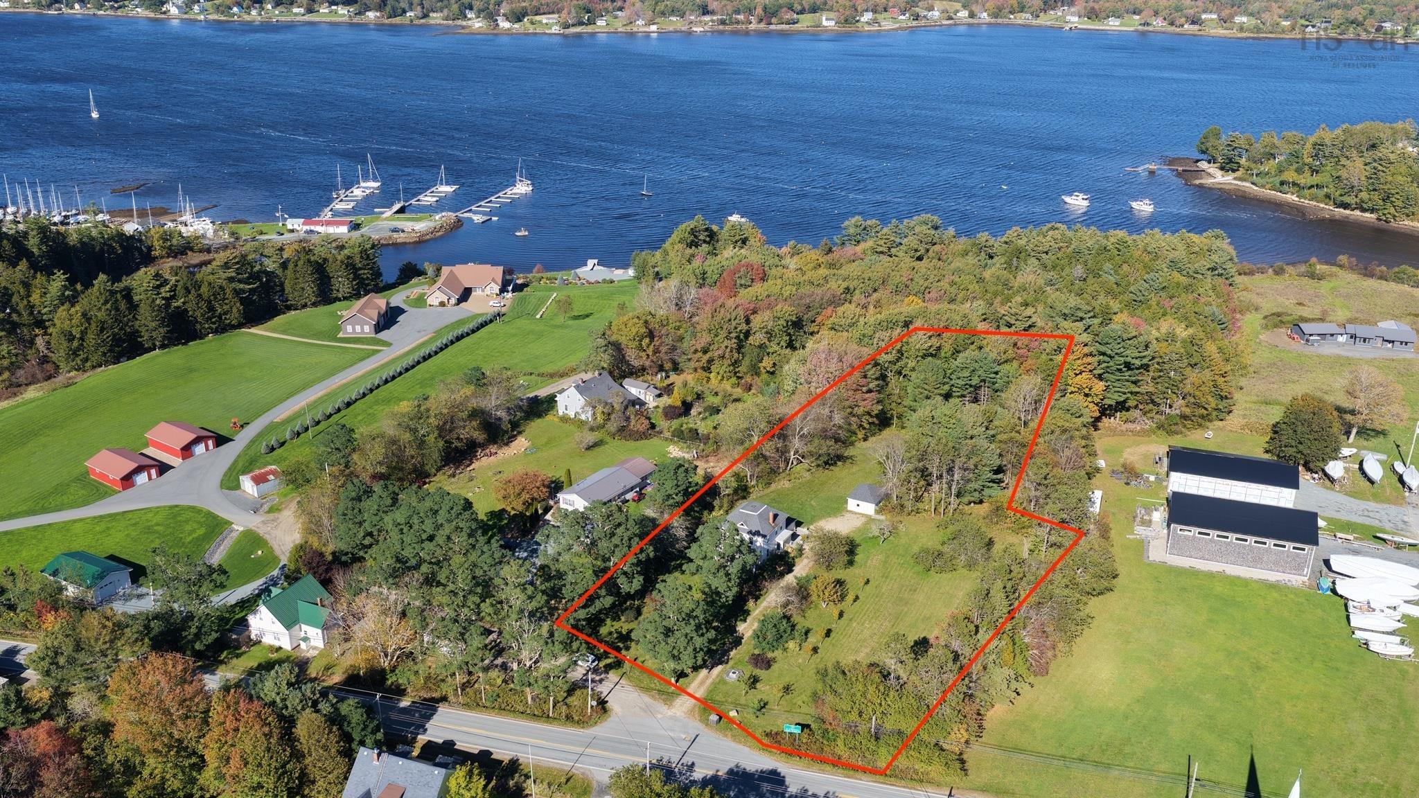 $464,000.00: 2571 Highway 331, West Lahave