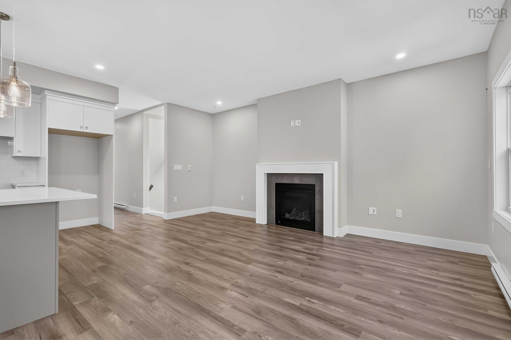 $759,900.00: PC-41 33 Pearlgarden Close, Dartmouth