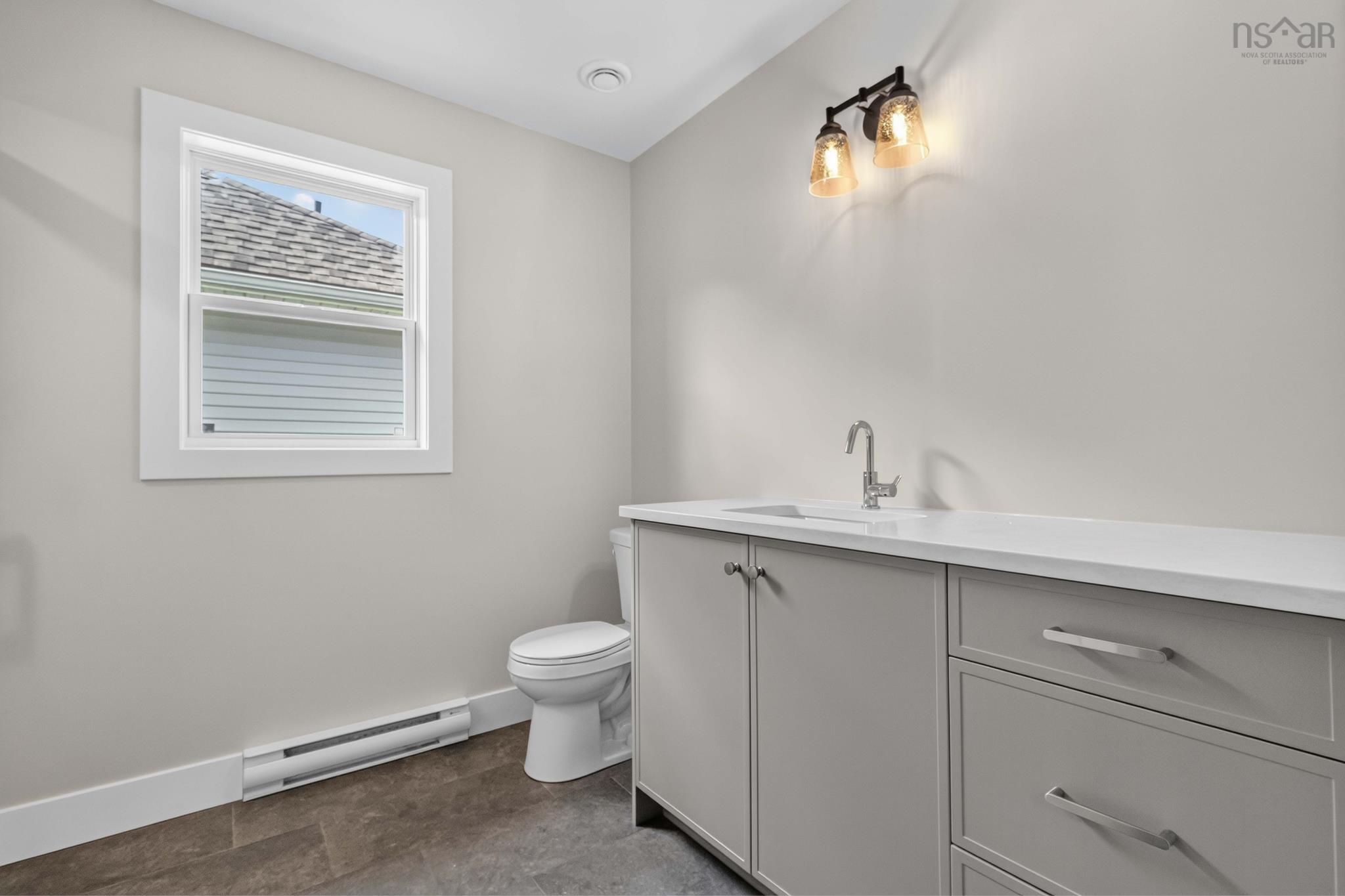 $759,900.00: PC-41 33 Pearlgarden Close, Dartmouth