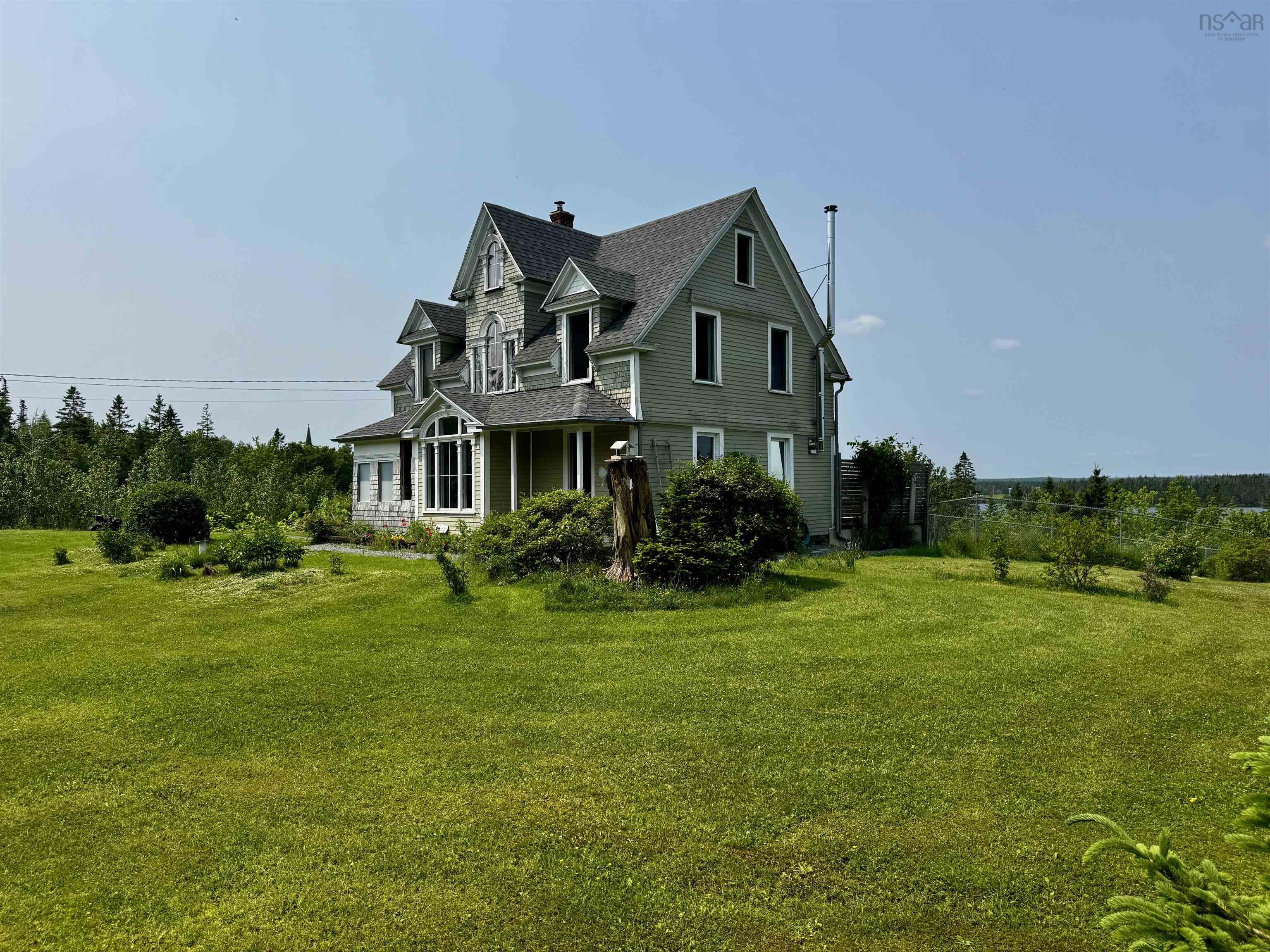 $389,000.00: 3463 Loch Lomond Rd., Loch Lomond