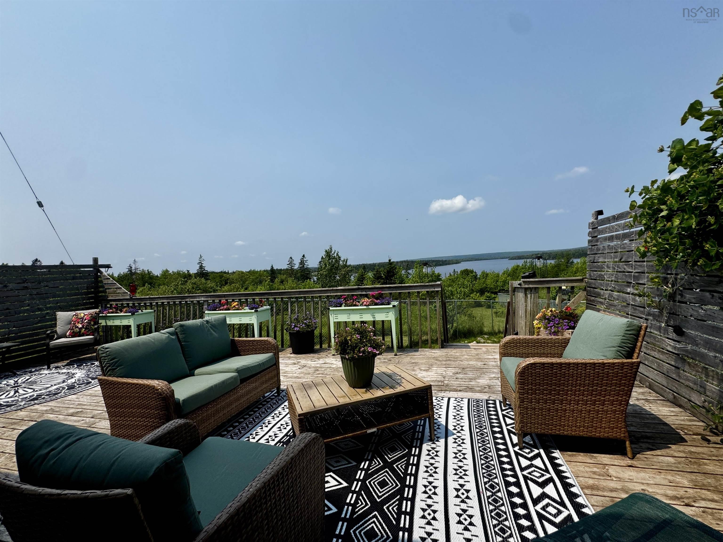 $389,000.00: 3463 Loch Lomond Rd., Loch Lomond