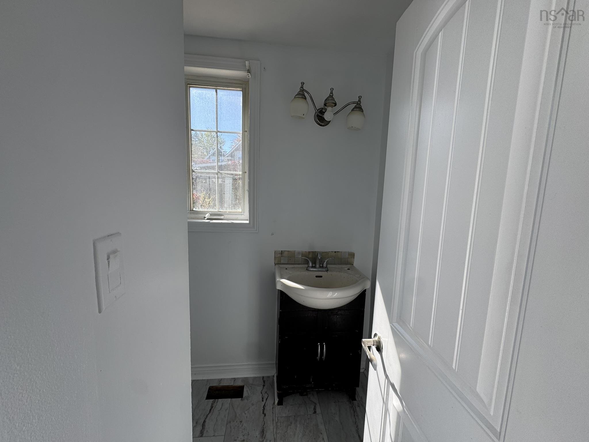 $325,000.00: 34 Duke Street, Trenton