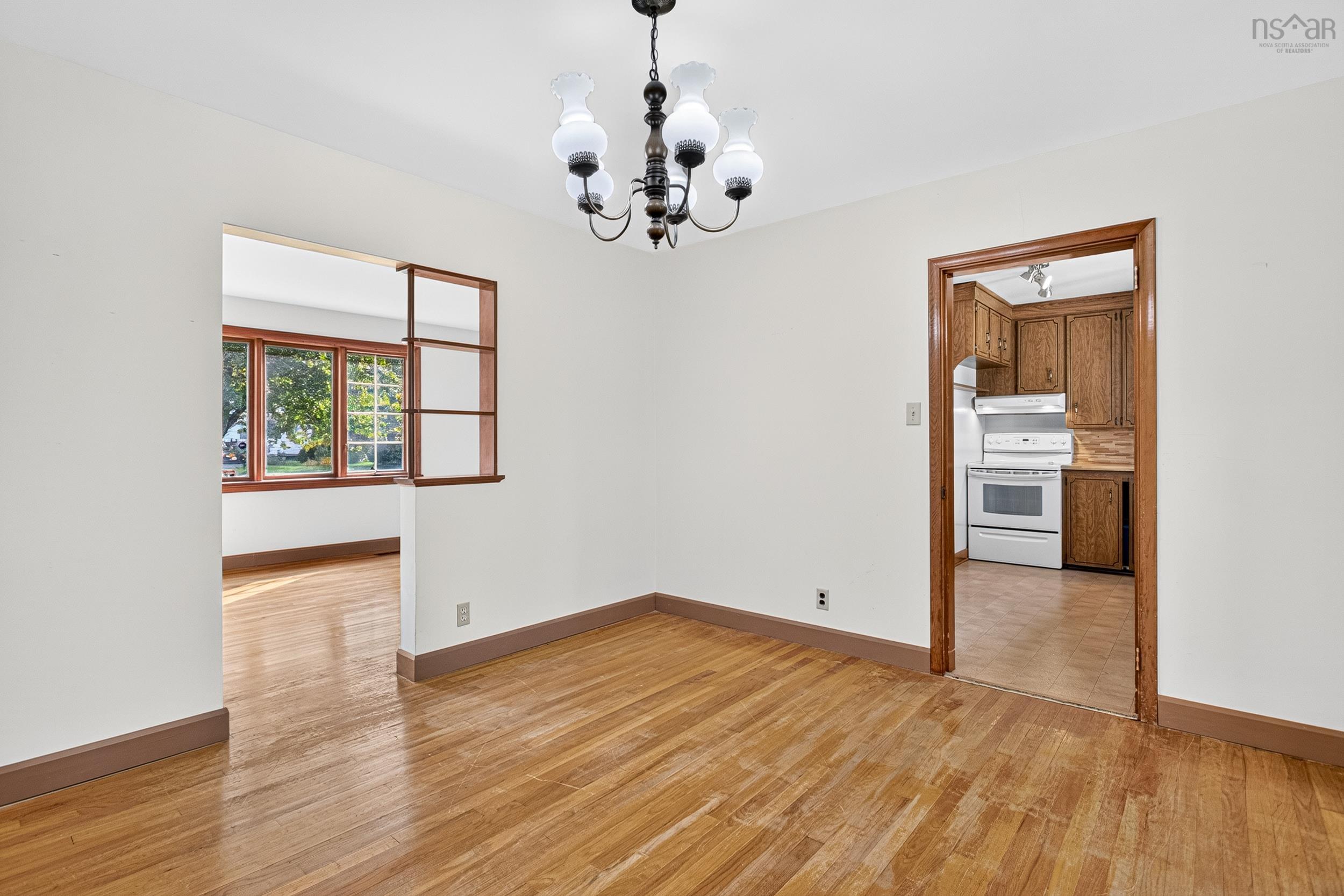 $475,000.00: 37 Lawson Avenue, Dartmouth