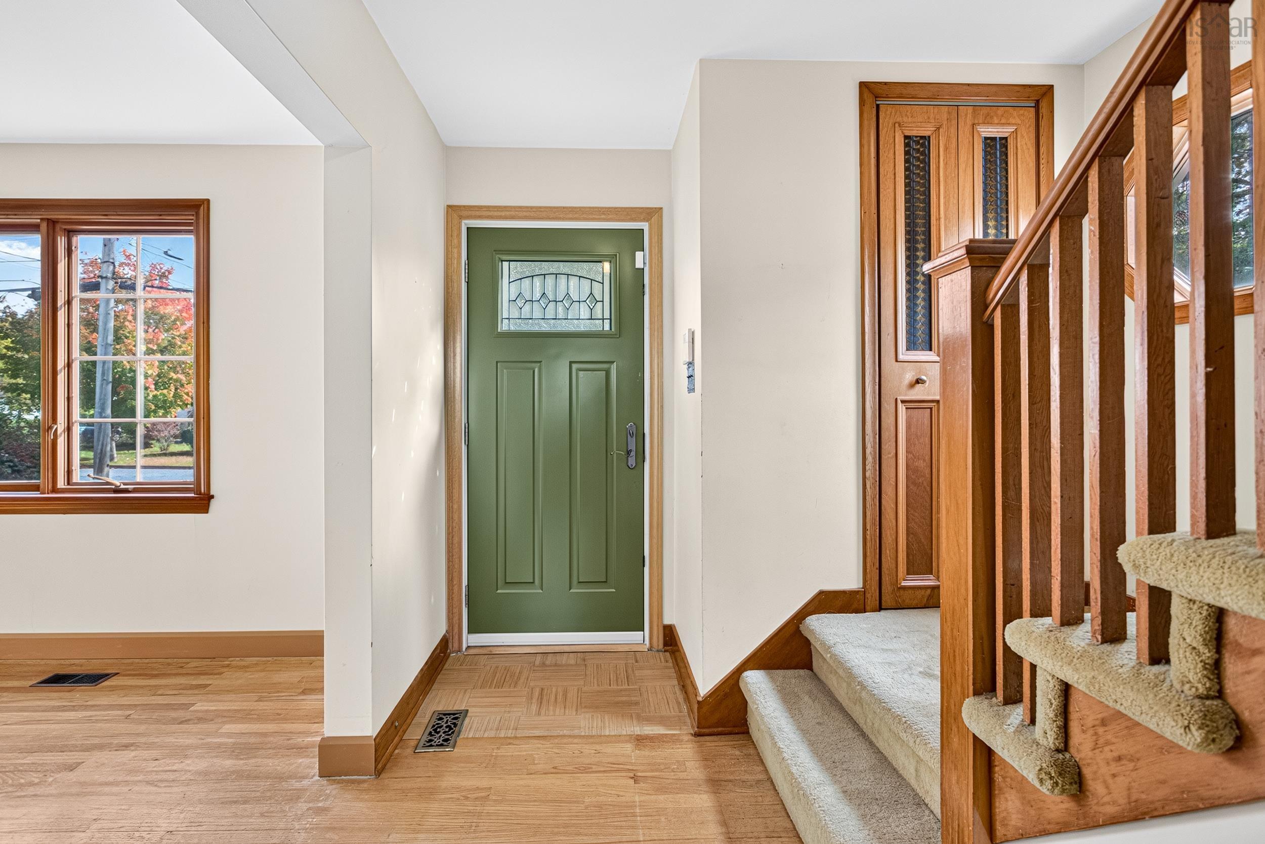 $475,000.00: 37 Lawson Avenue, Dartmouth