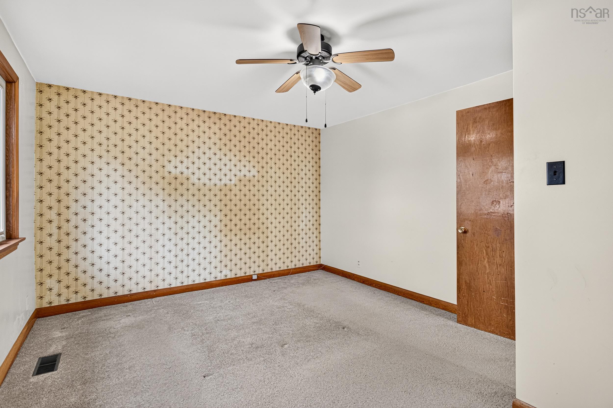 $475,000.00: 37 Lawson Avenue, Dartmouth
