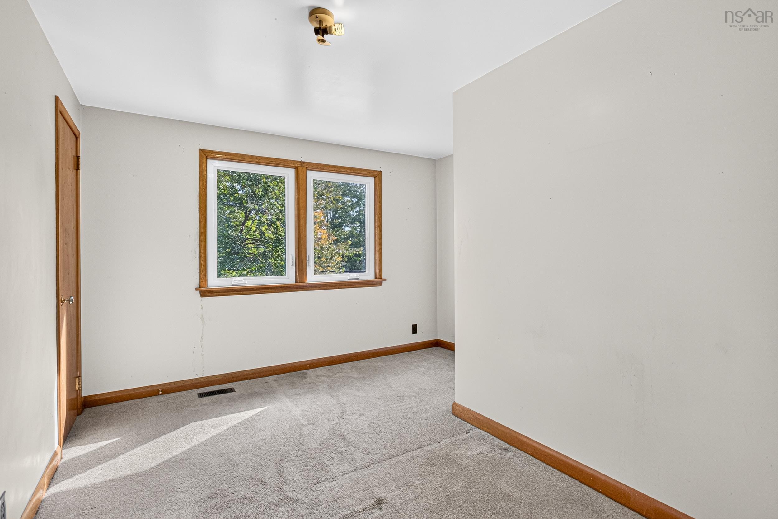 $475,000.00: 37 Lawson Avenue, Dartmouth