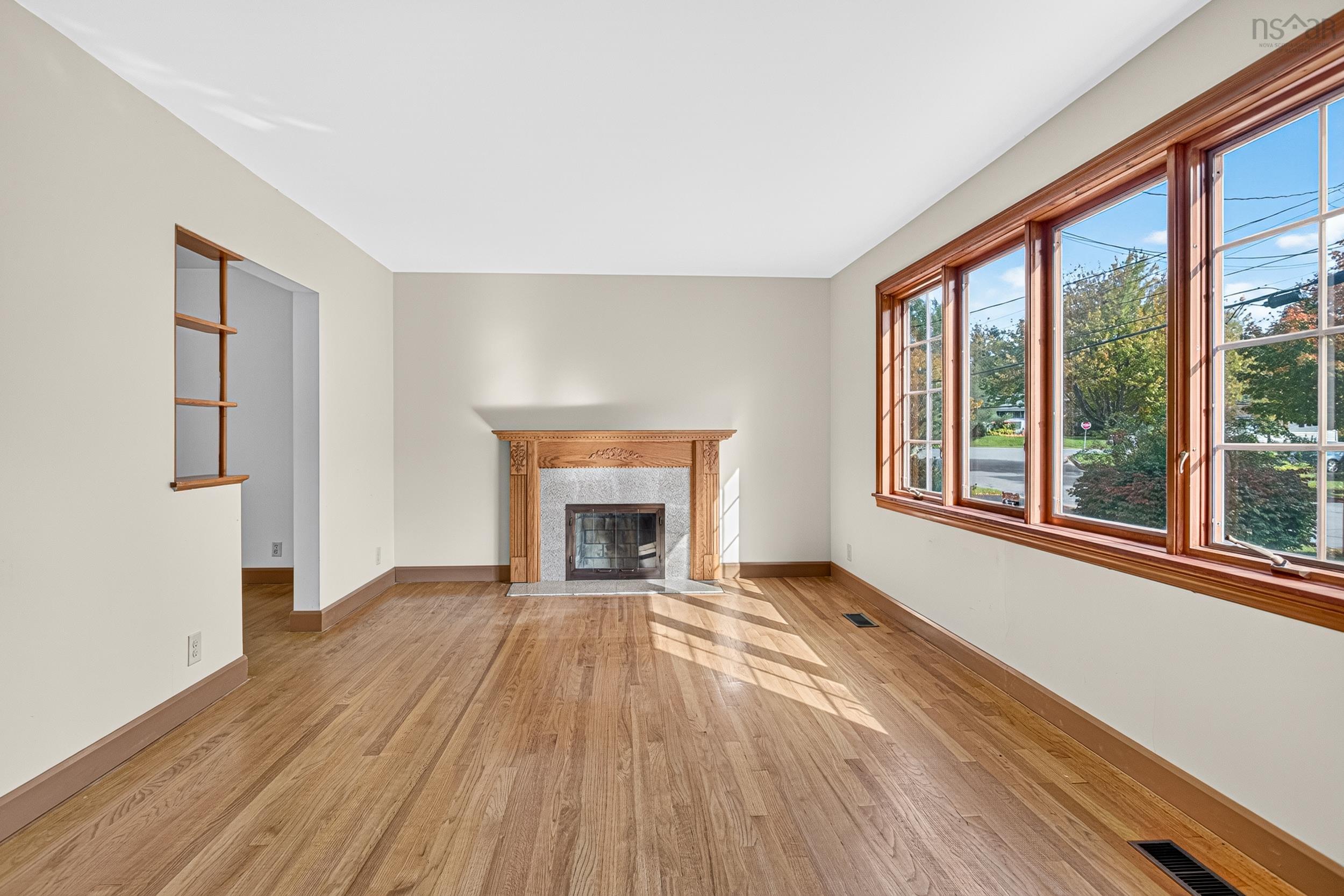 $475,000.00: 37 Lawson Avenue, Dartmouth