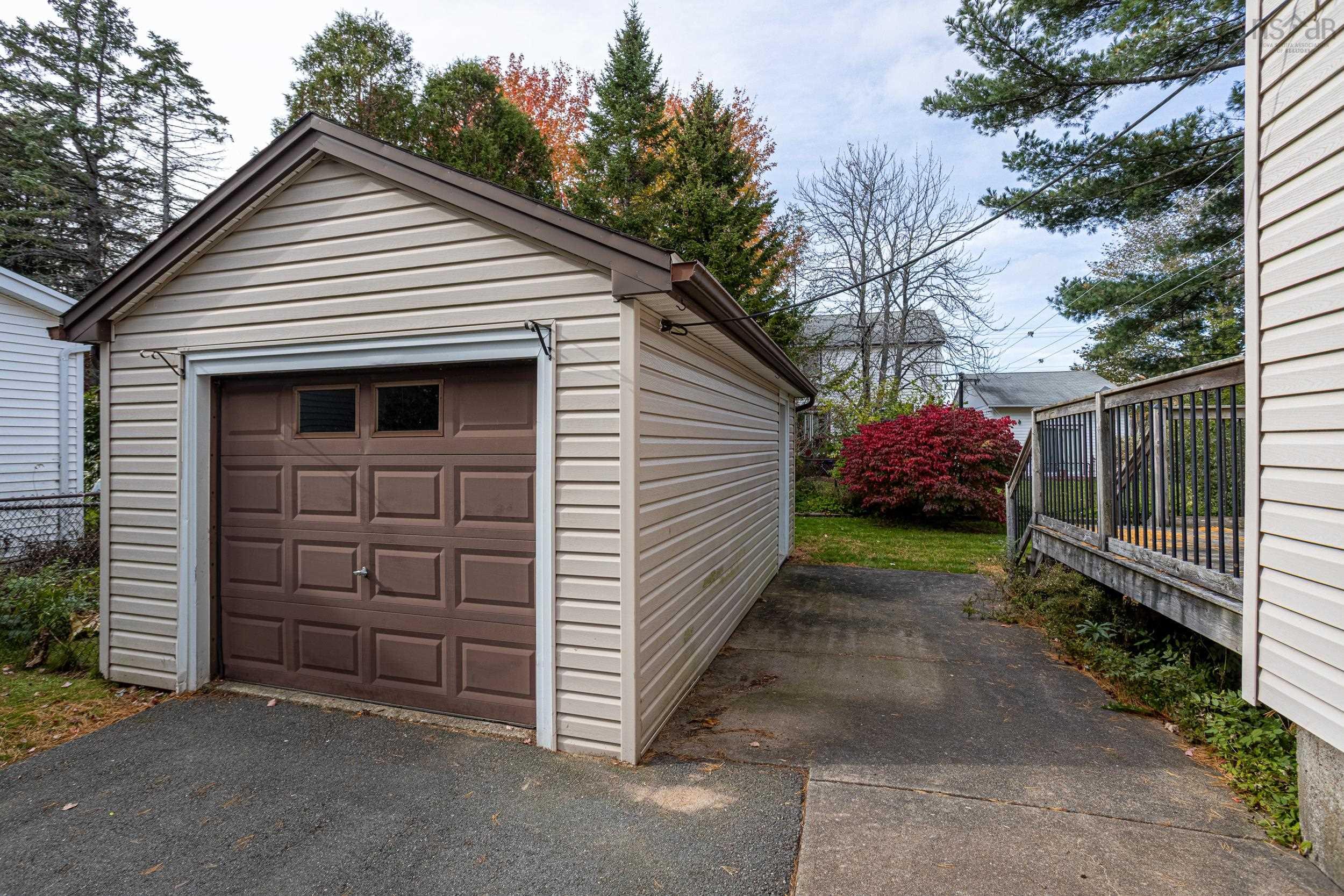 $475,000.00: 37 Lawson Avenue, Dartmouth
