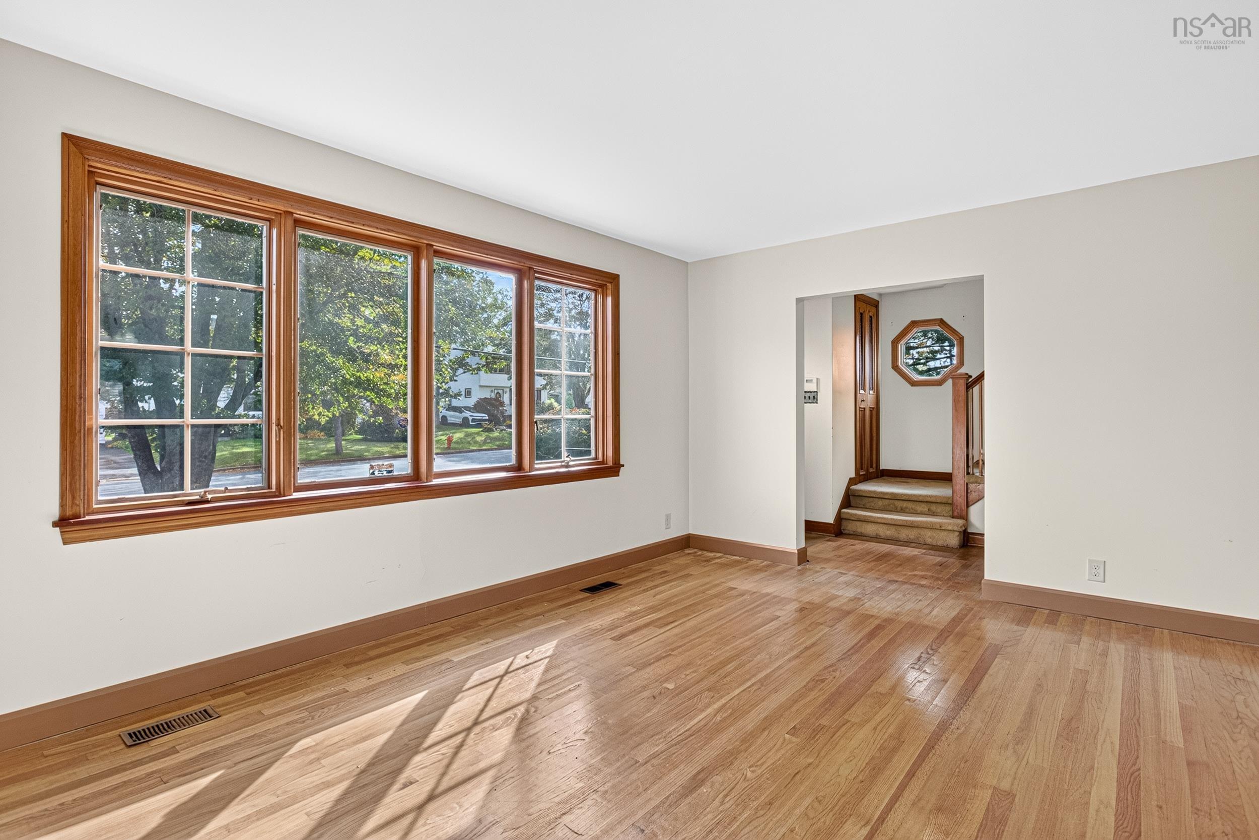 $475,000.00: 37 Lawson Avenue, Dartmouth