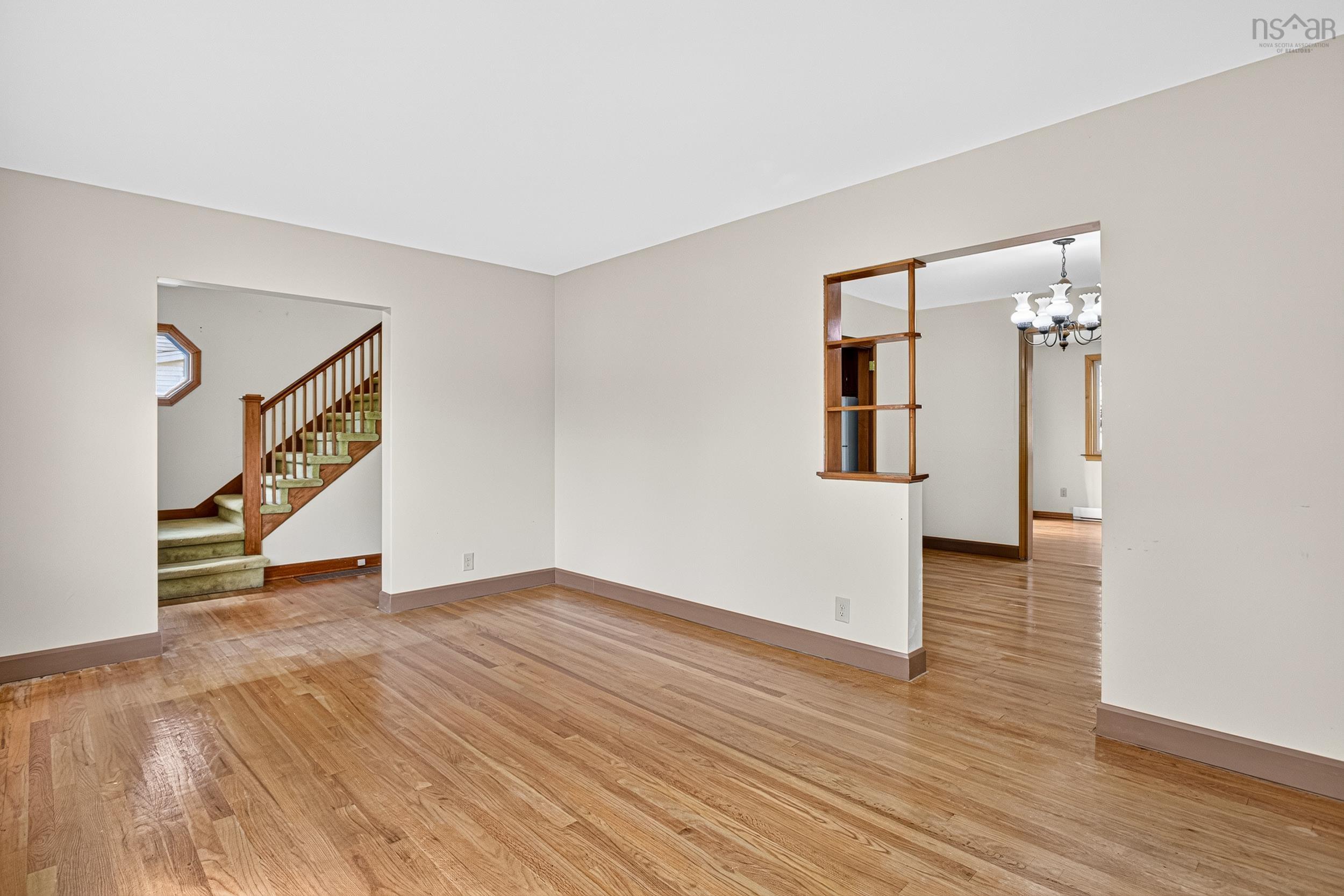 $475,000.00: 37 Lawson Avenue, Dartmouth