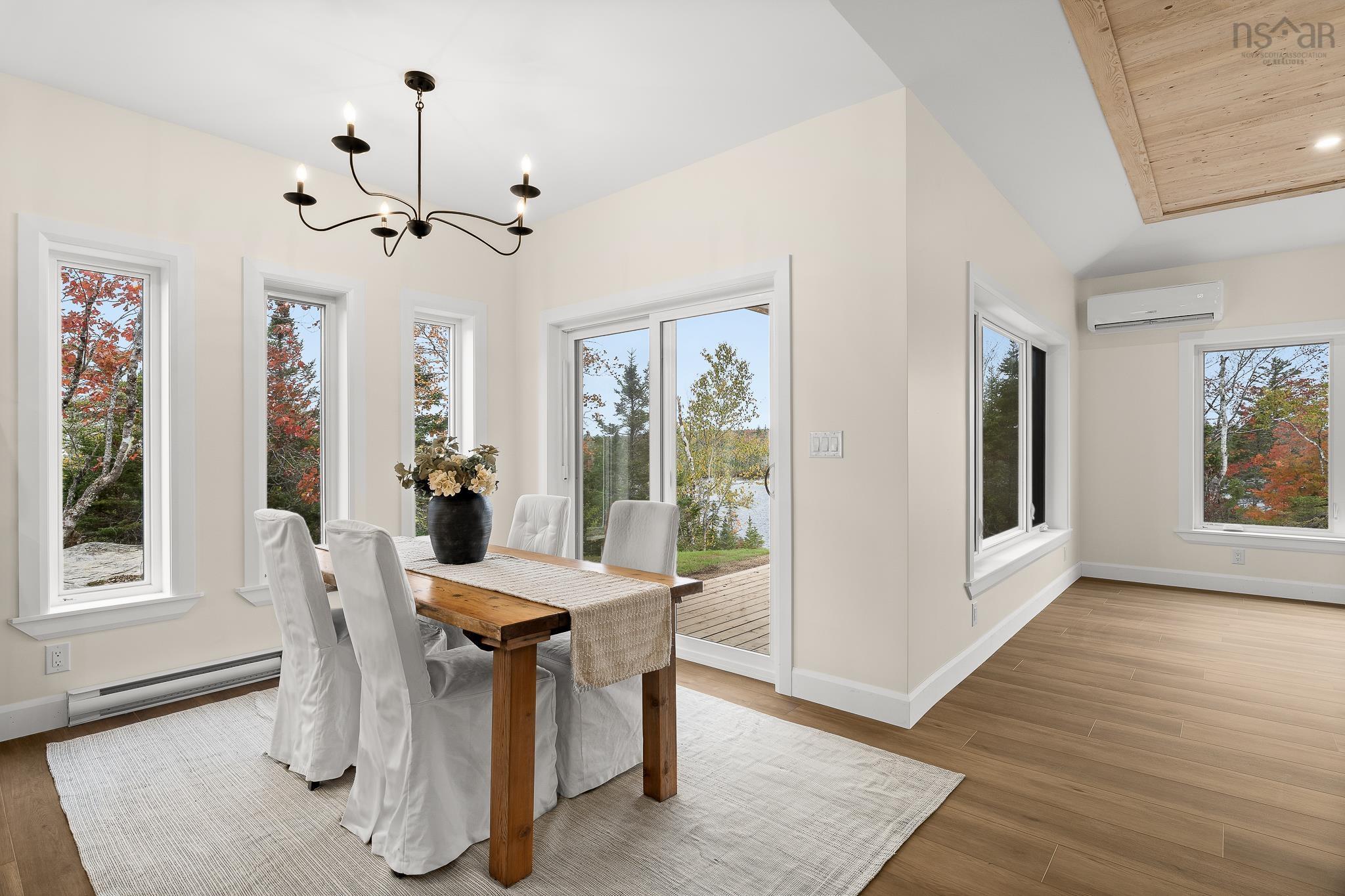 $750,000.00: 100 Lakepoint Way, West Jeddore