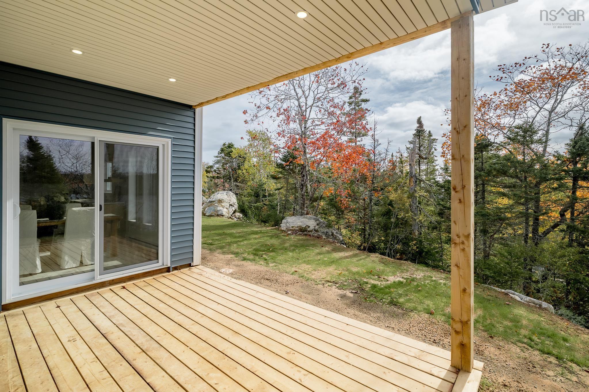 $750,000.00: 100 Lakepoint Way, West Jeddore