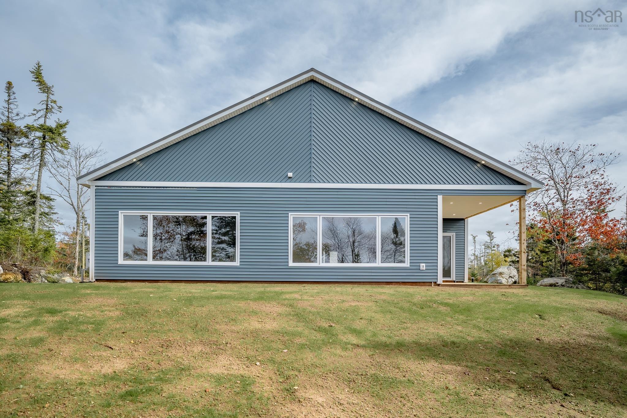 $750,000.00: 100 Lakepoint Way, West Jeddore
