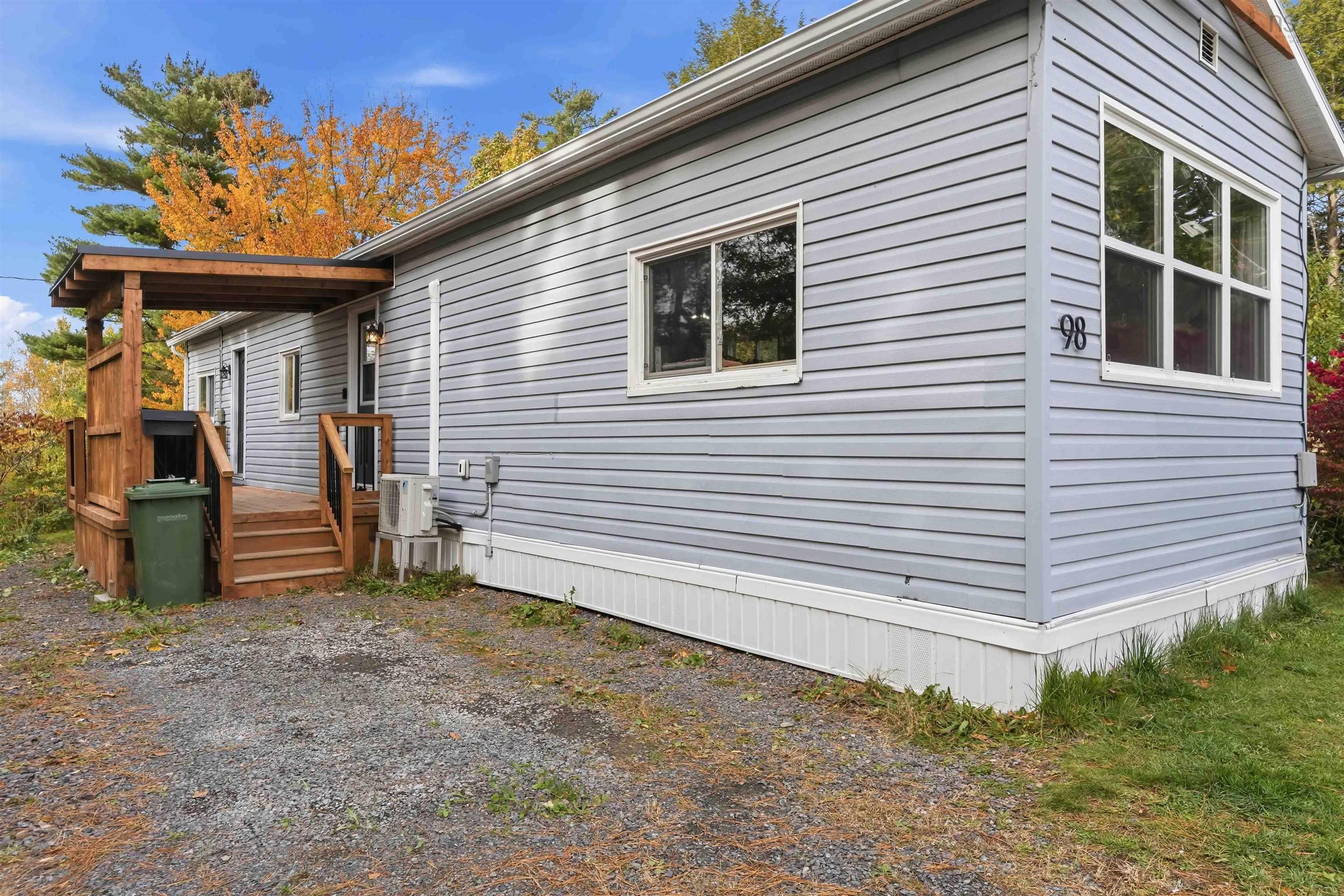 $215,000.00: 98 Homco Drive Drive, New Minas