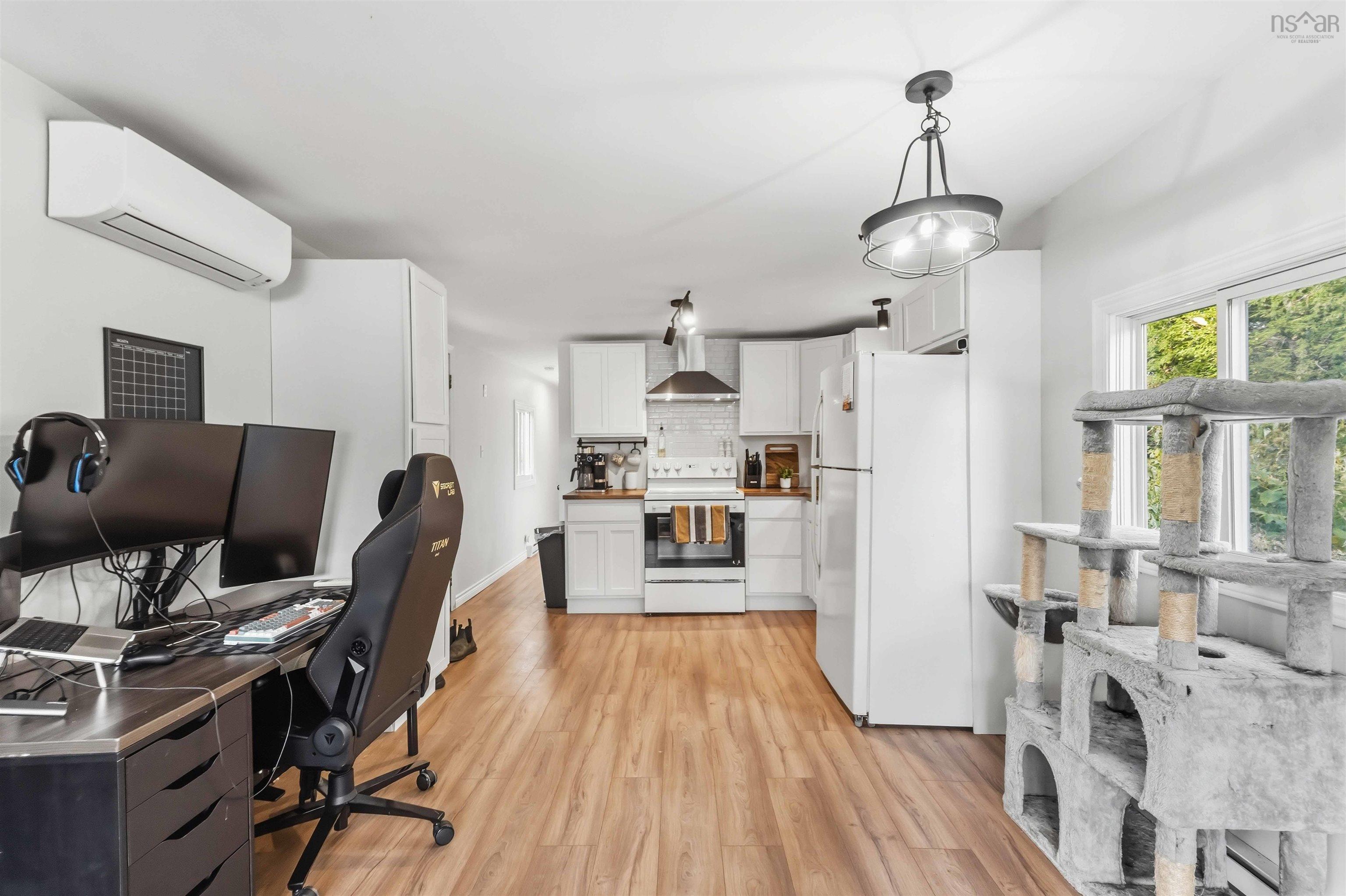 $215,000.00: 98 Homco Drive Drive, New Minas