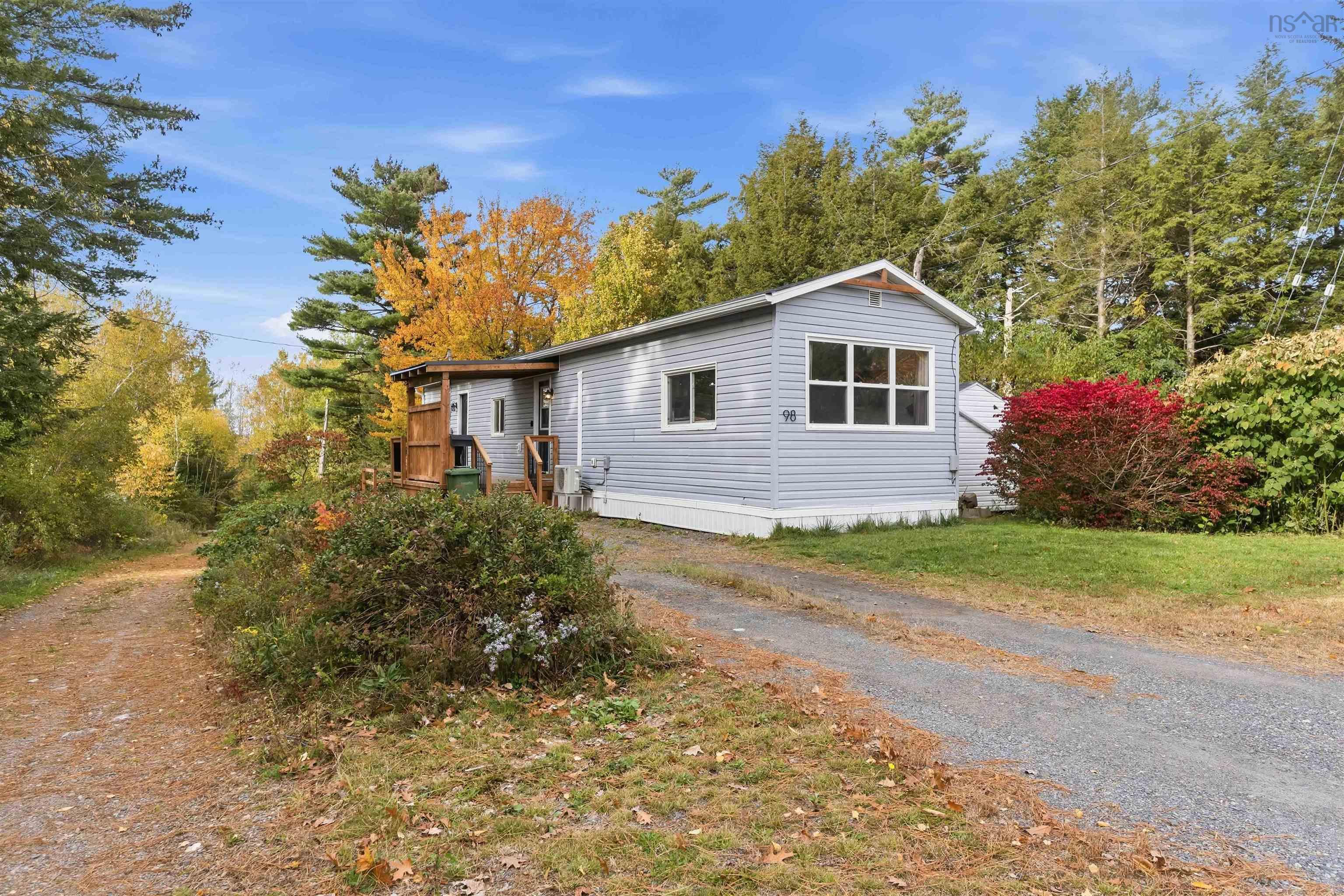 $215,000.00: 98 Homco Drive Drive, New Minas