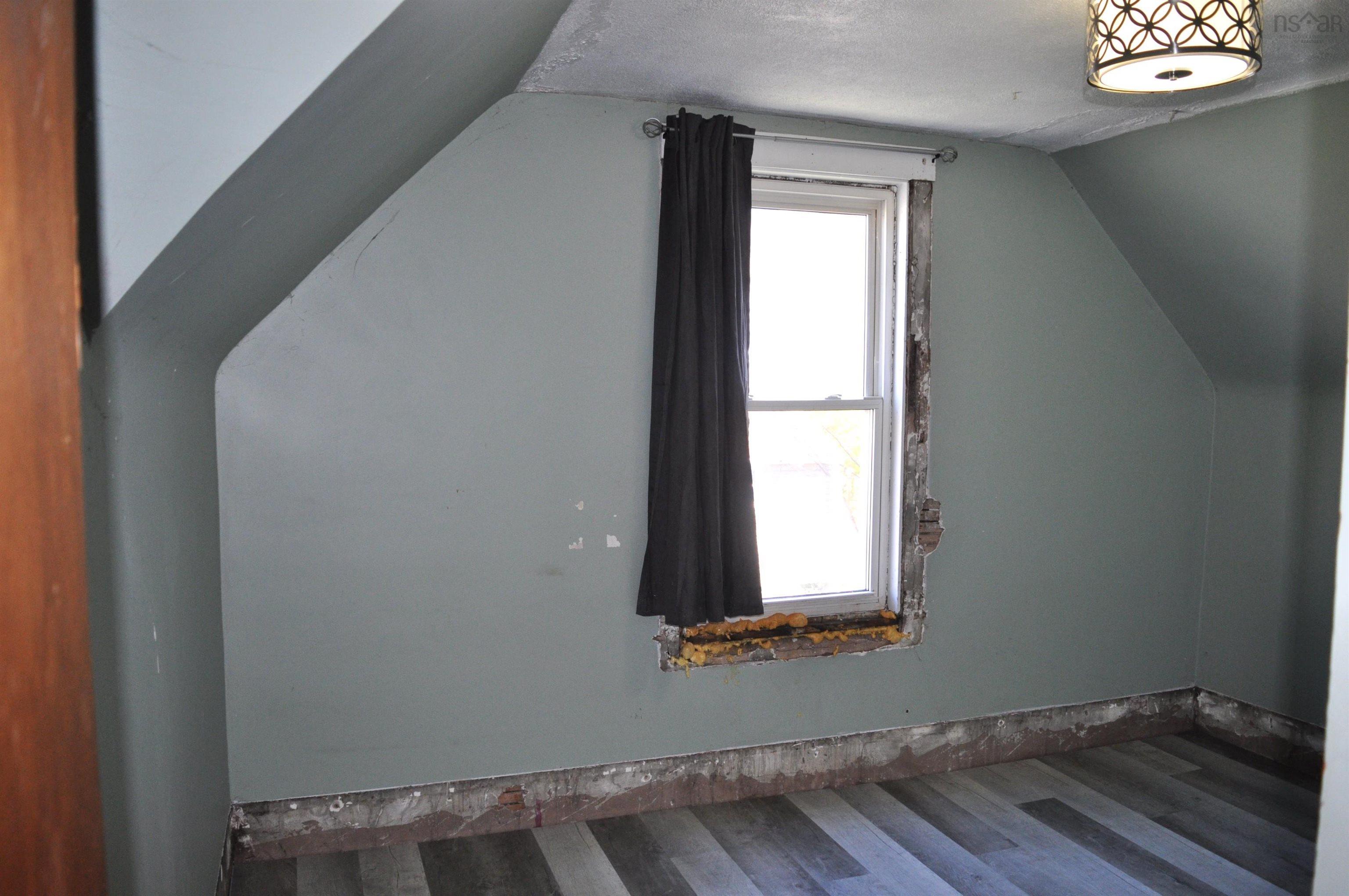 $225,000.00: 54 CENTRE Street, Truro