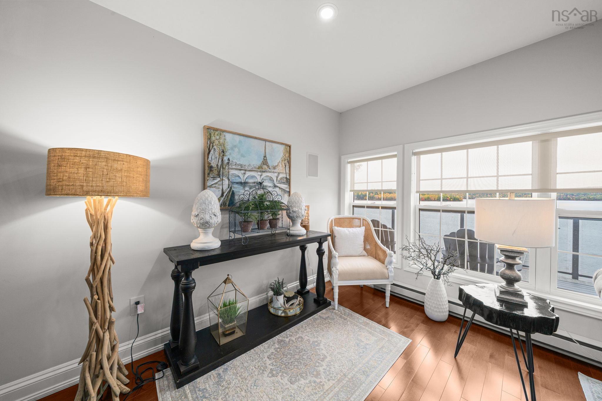 $2,195,000.00: 22 Parkview Drive, Oakfield