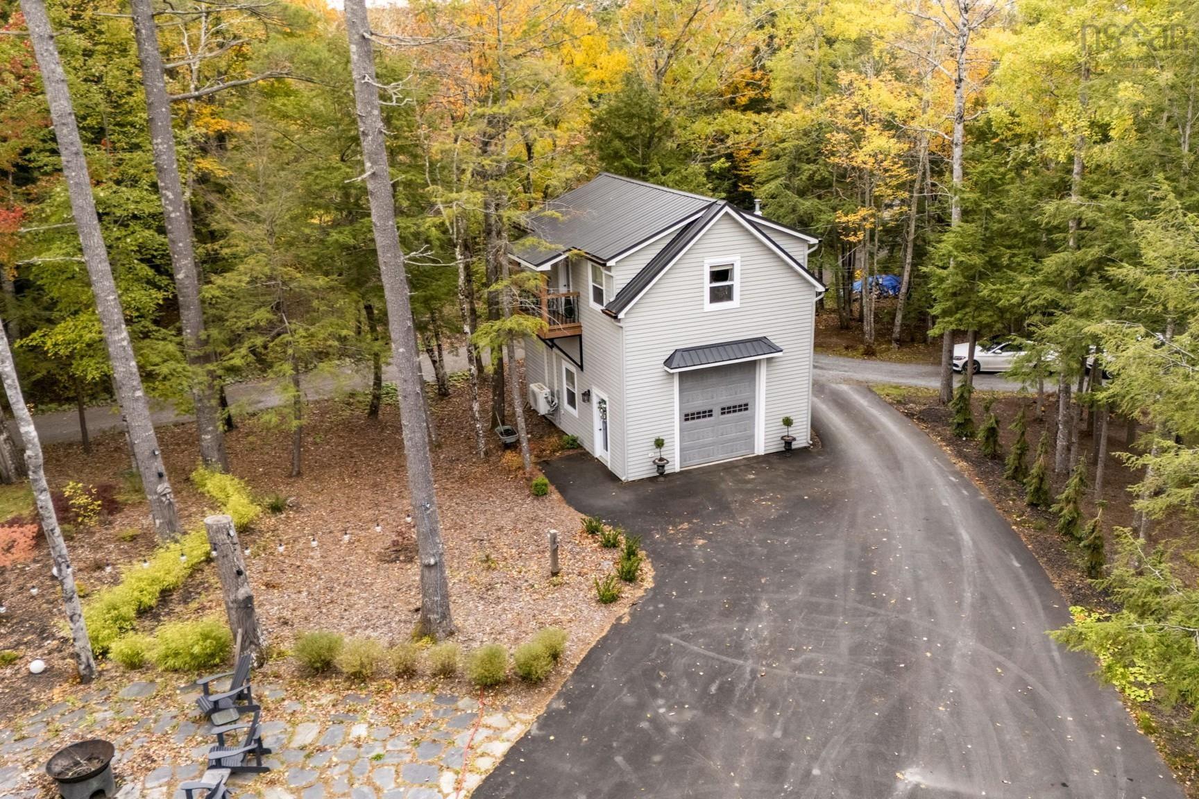 $2,195,000.00: 22 Parkview Drive, Oakfield