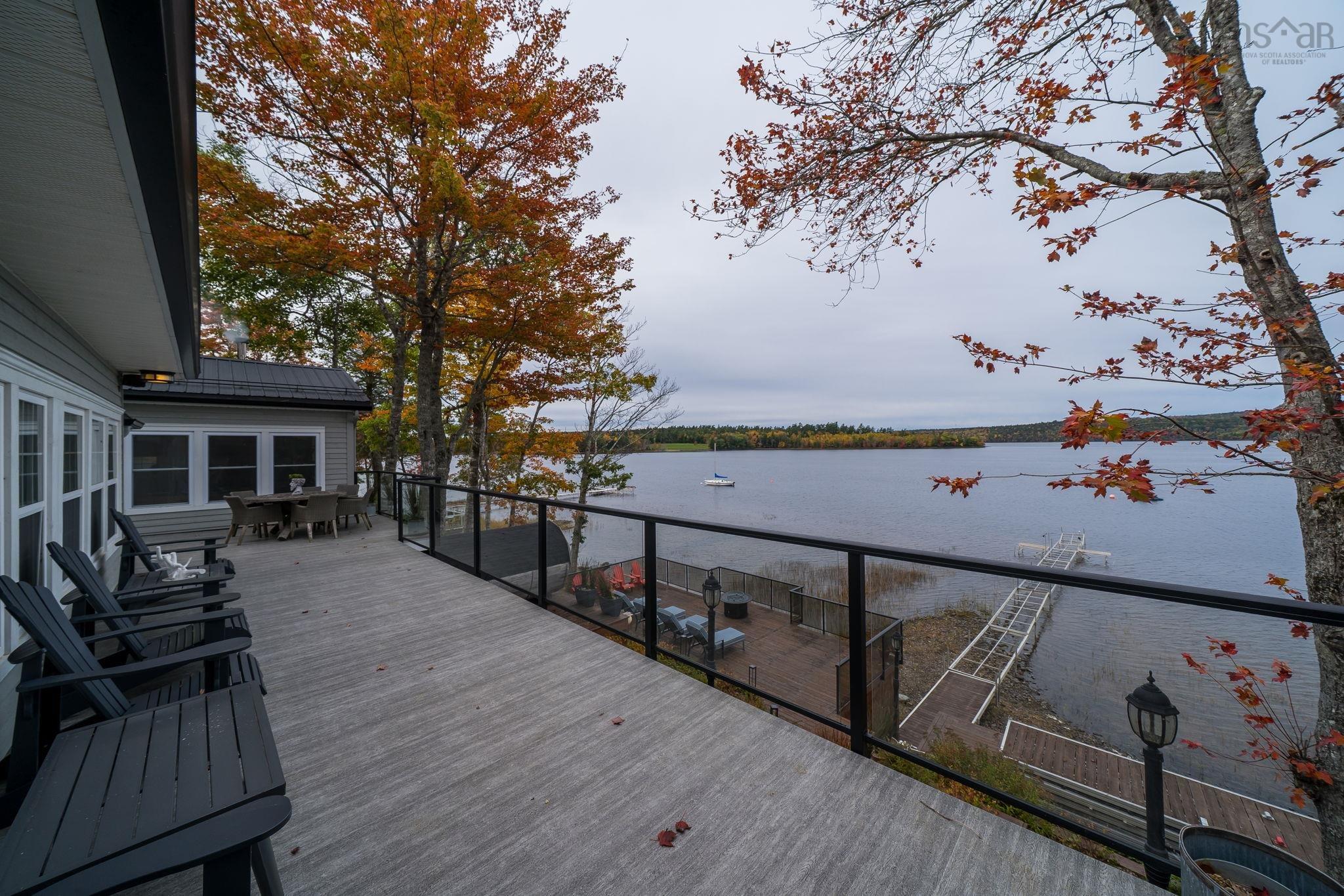 $2,195,000.00: 22 Parkview Drive, Oakfield