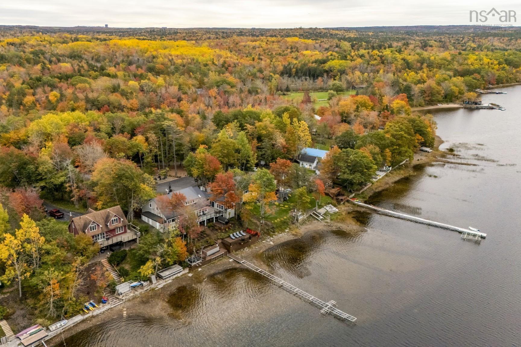 $2,195,000.00: 22 Parkview Drive, Oakfield
