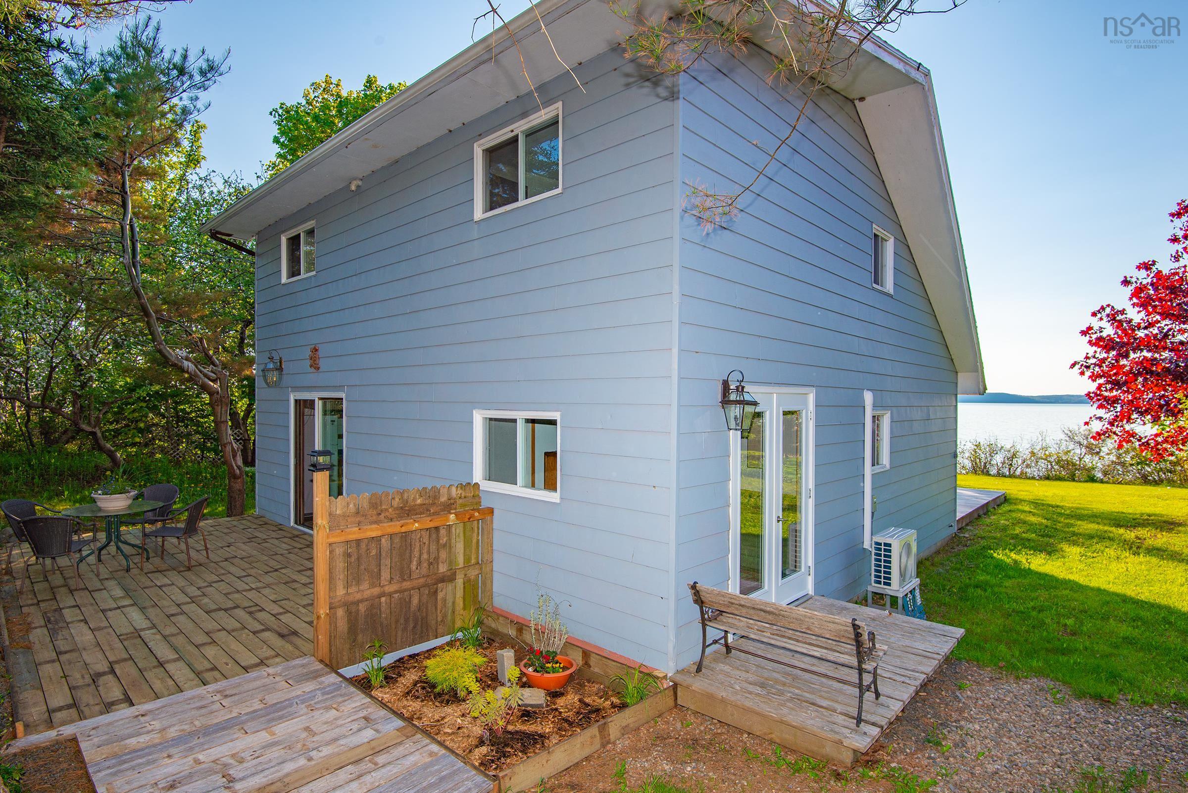 $499,000.00: 7215 Highway 101, Plympton