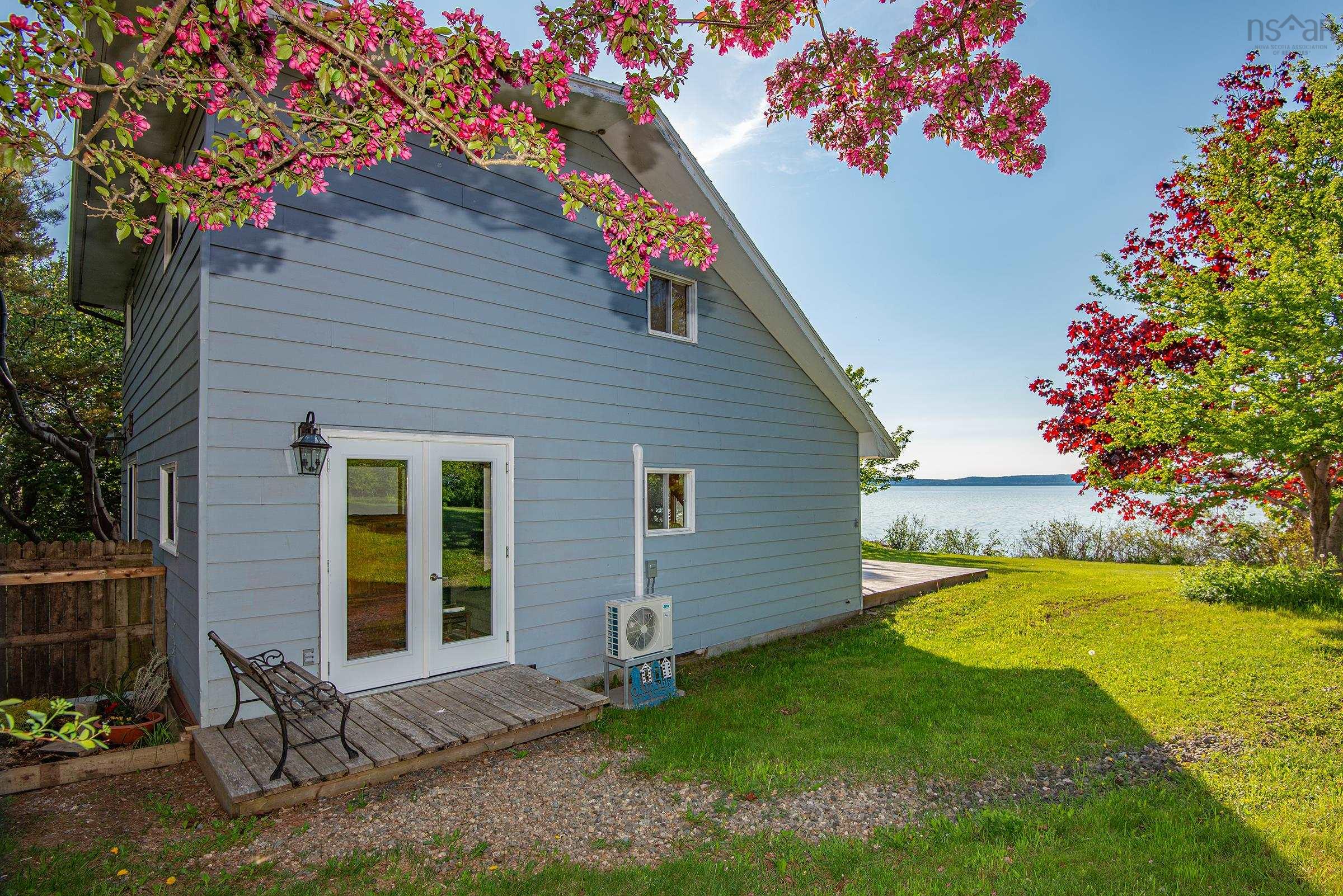 $499,000.00: 7215 Highway 101, Plympton
