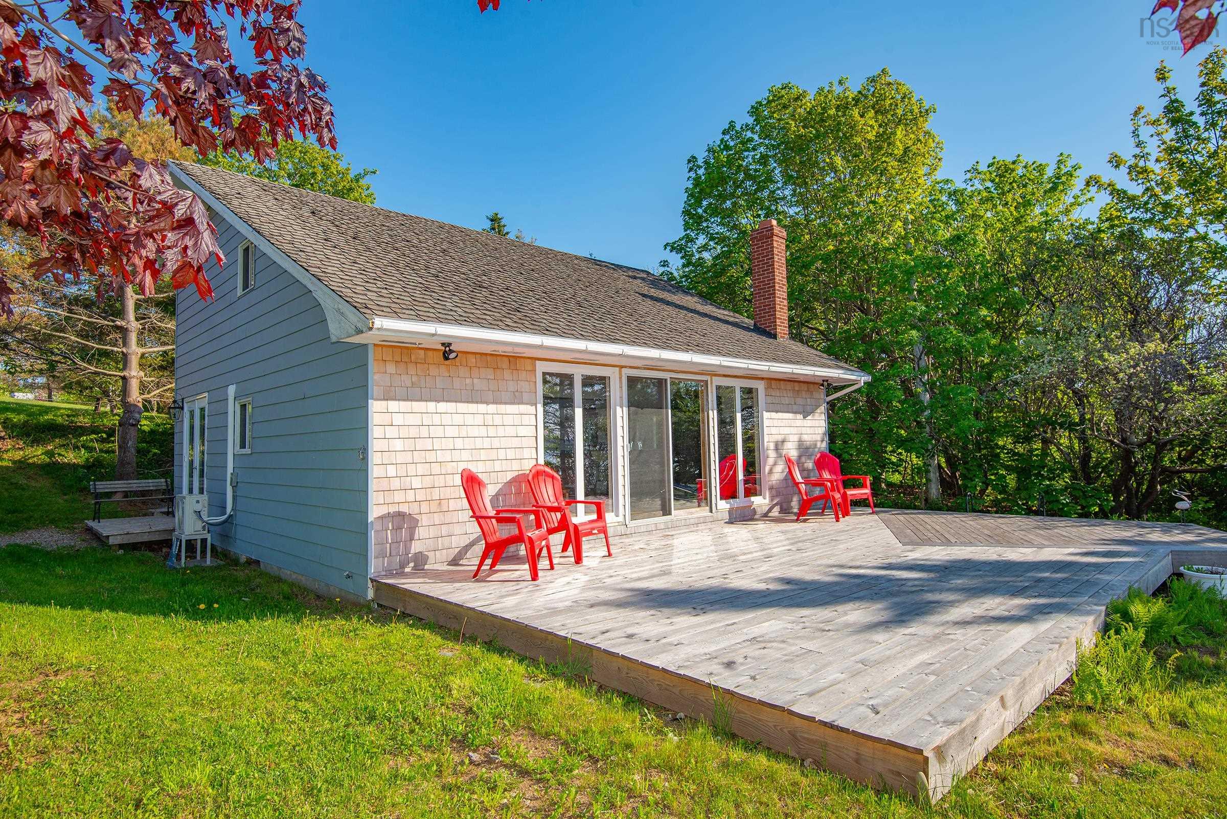 $499,000.00: 7215 Highway 101, Plympton