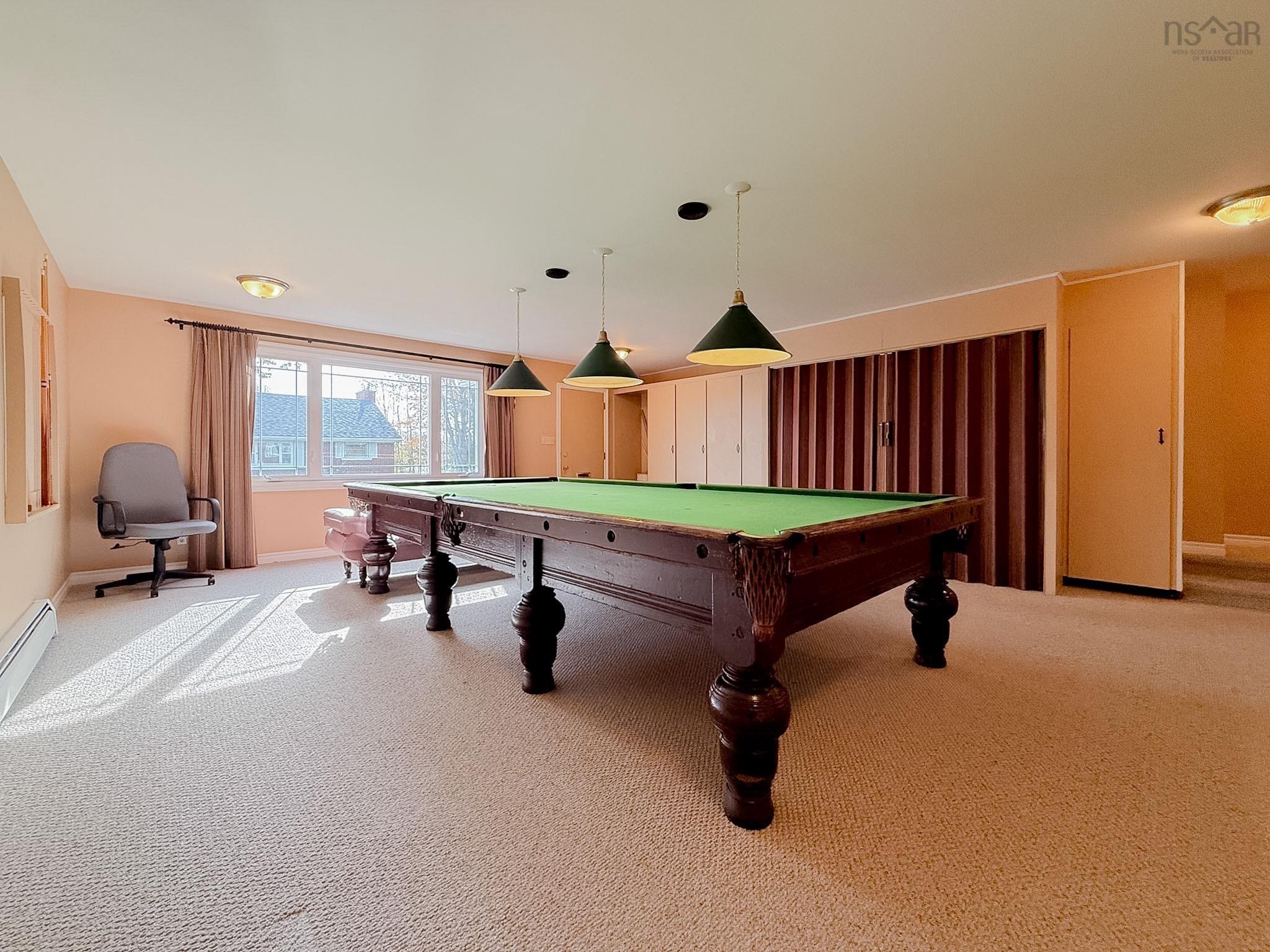 $529,000.00: 15 Lynnbrook Drive, Westmount