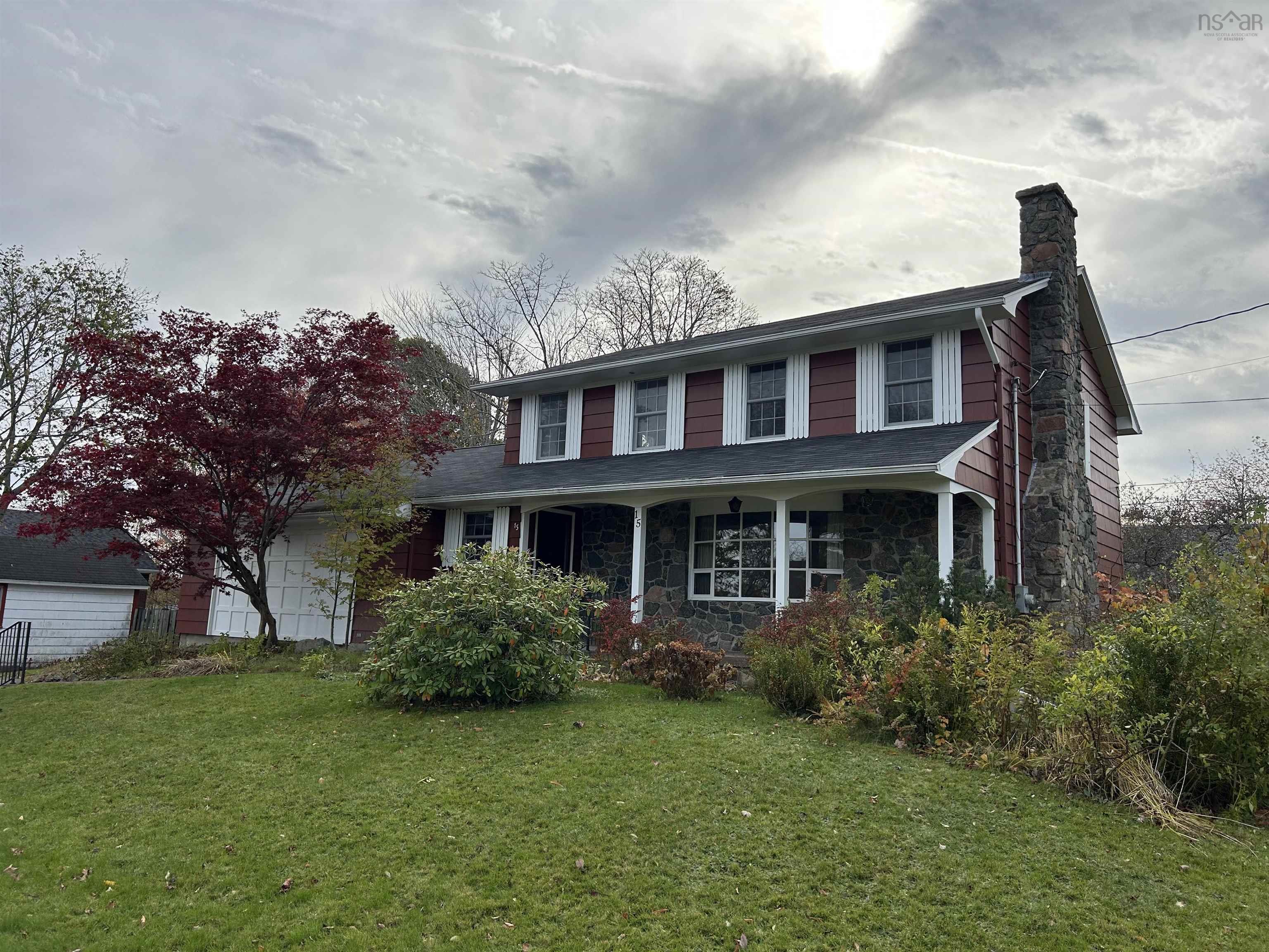 $529,000.00: 15 Lynnbrook Drive, Westmount