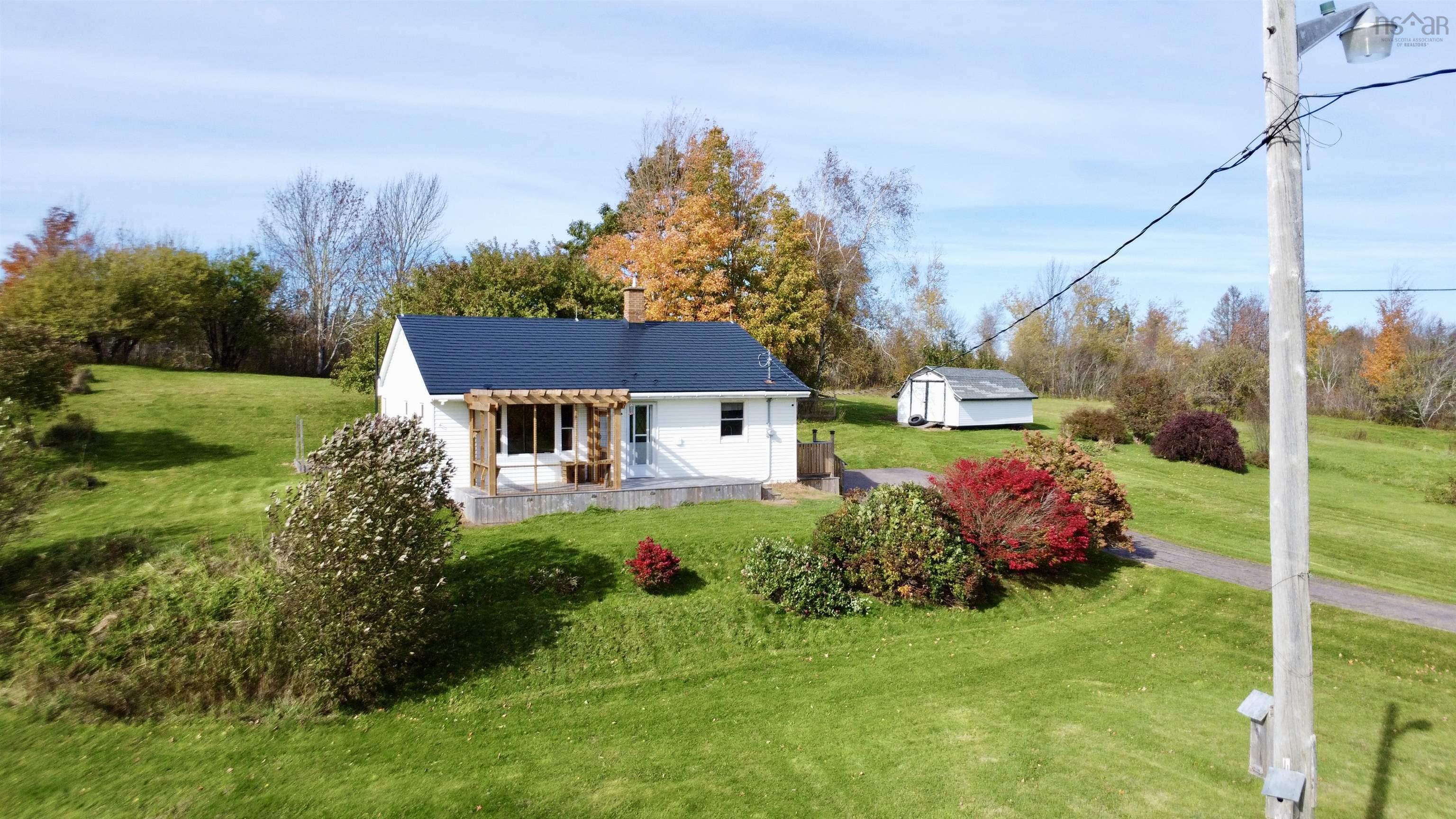 $259,900.00: 299 Tanner Hill Road, Limerock