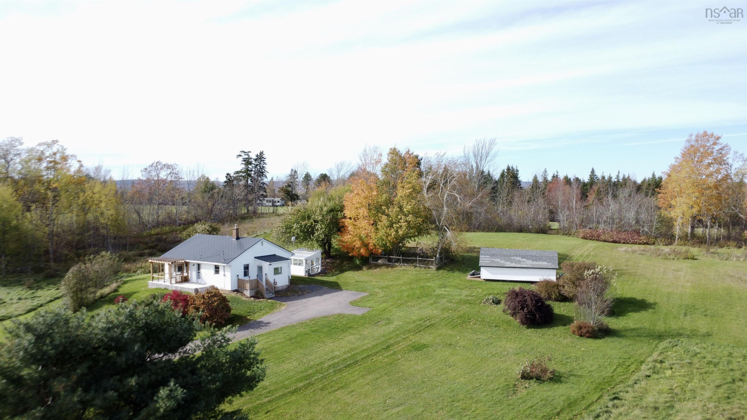$259,900.00: 299 Tanner Hill Road, Limerock