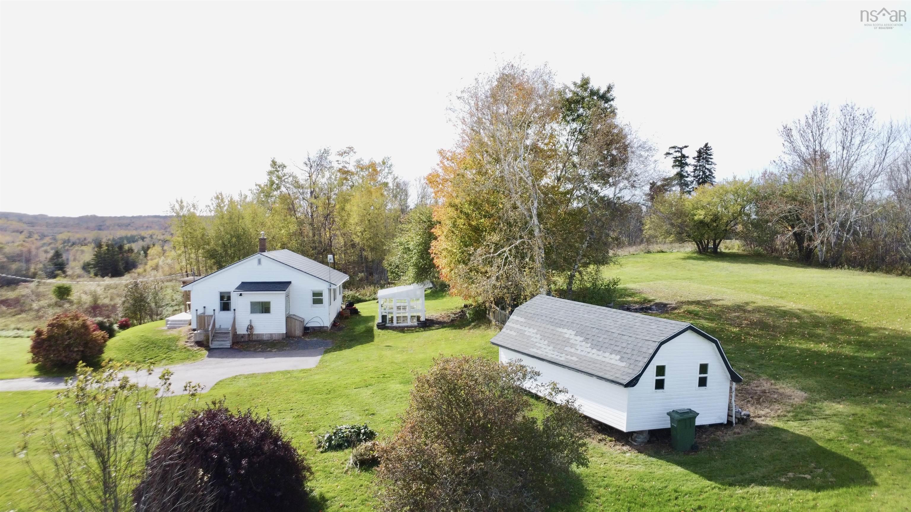 $259,900.00: 299 Tanner Hill Road, Limerock