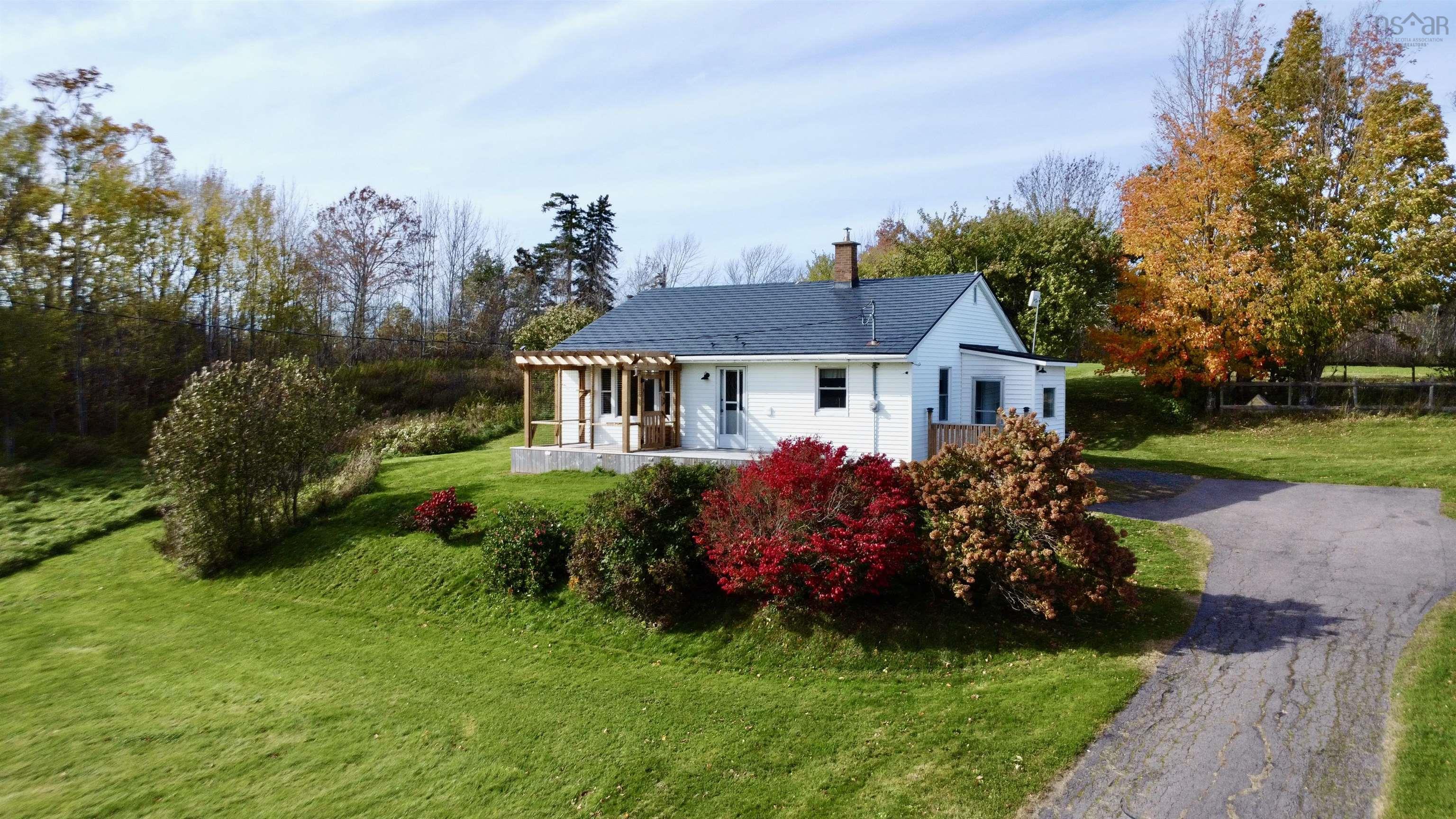 $259,900.00: 299 Tanner Hill Road, Limerock