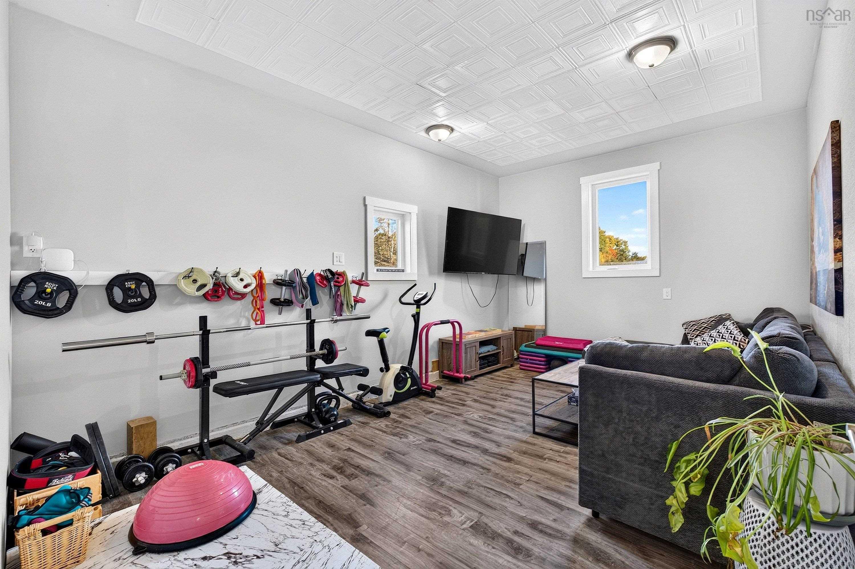 $640,000.00: 35 Old Halifax Road E, Newport Station