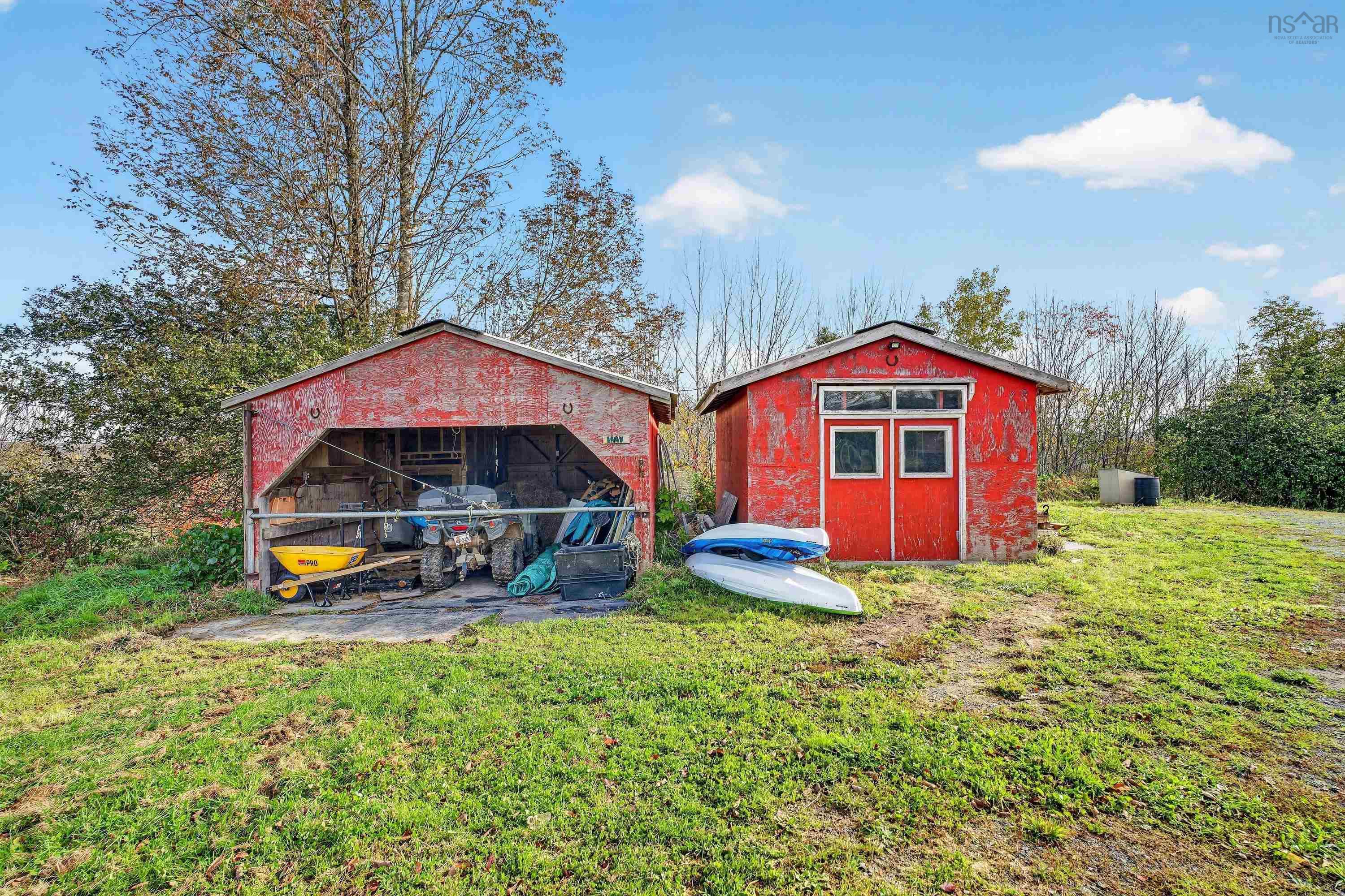 $640,000.00: 35 Old Halifax Road E, Newport Station
