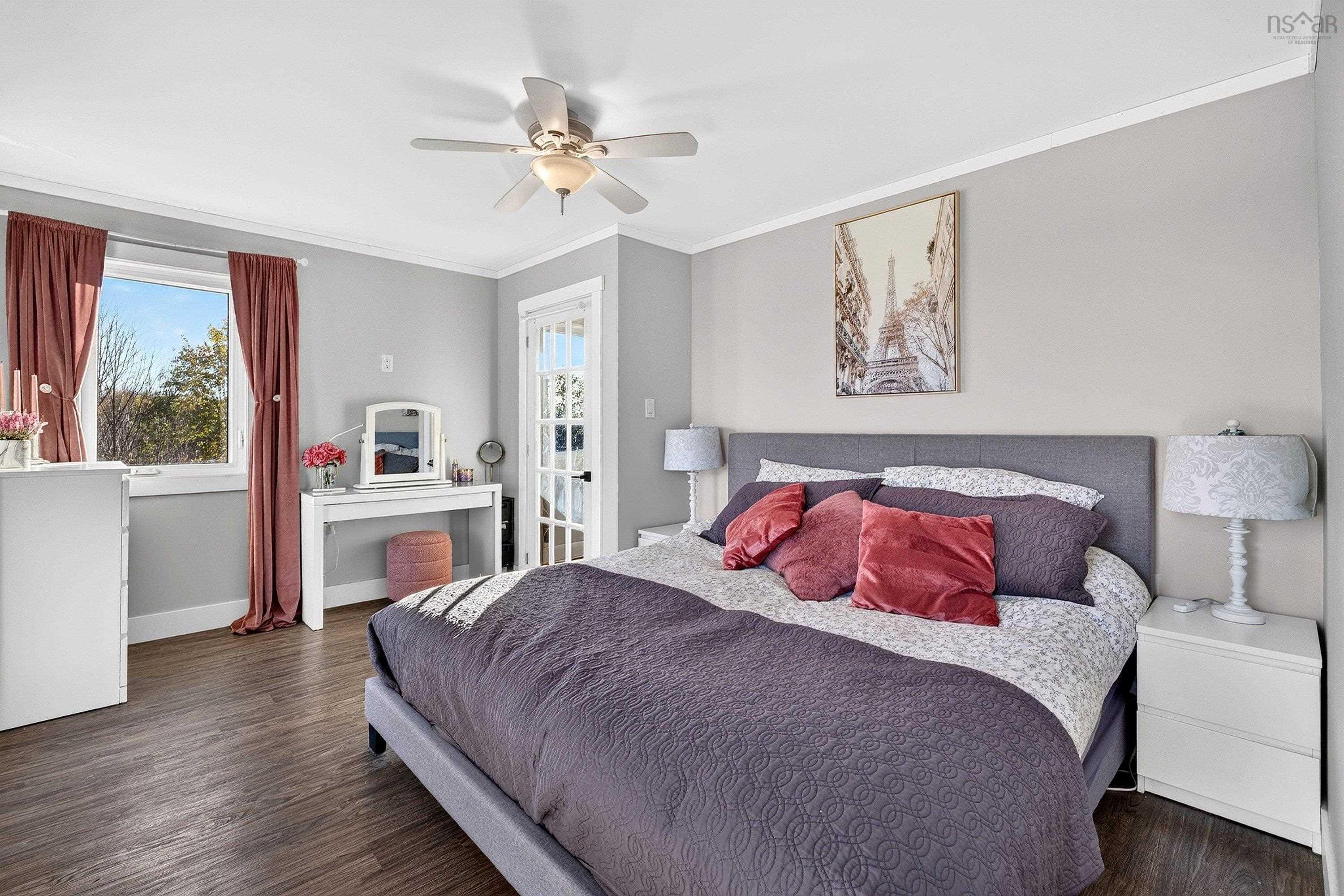 $640,000.00: 35 Old Halifax Road E, Newport Station