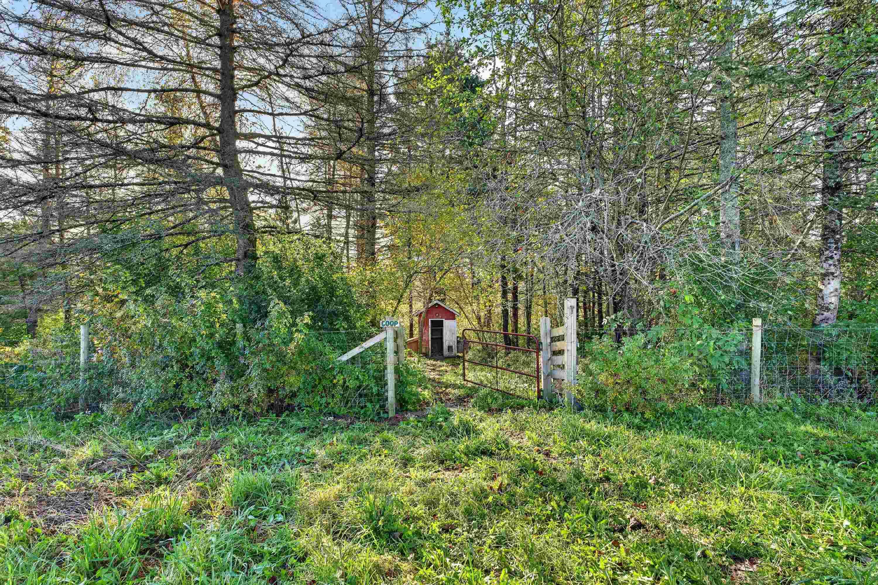 $640,000.00: 35 Old Halifax Road E, Newport Station