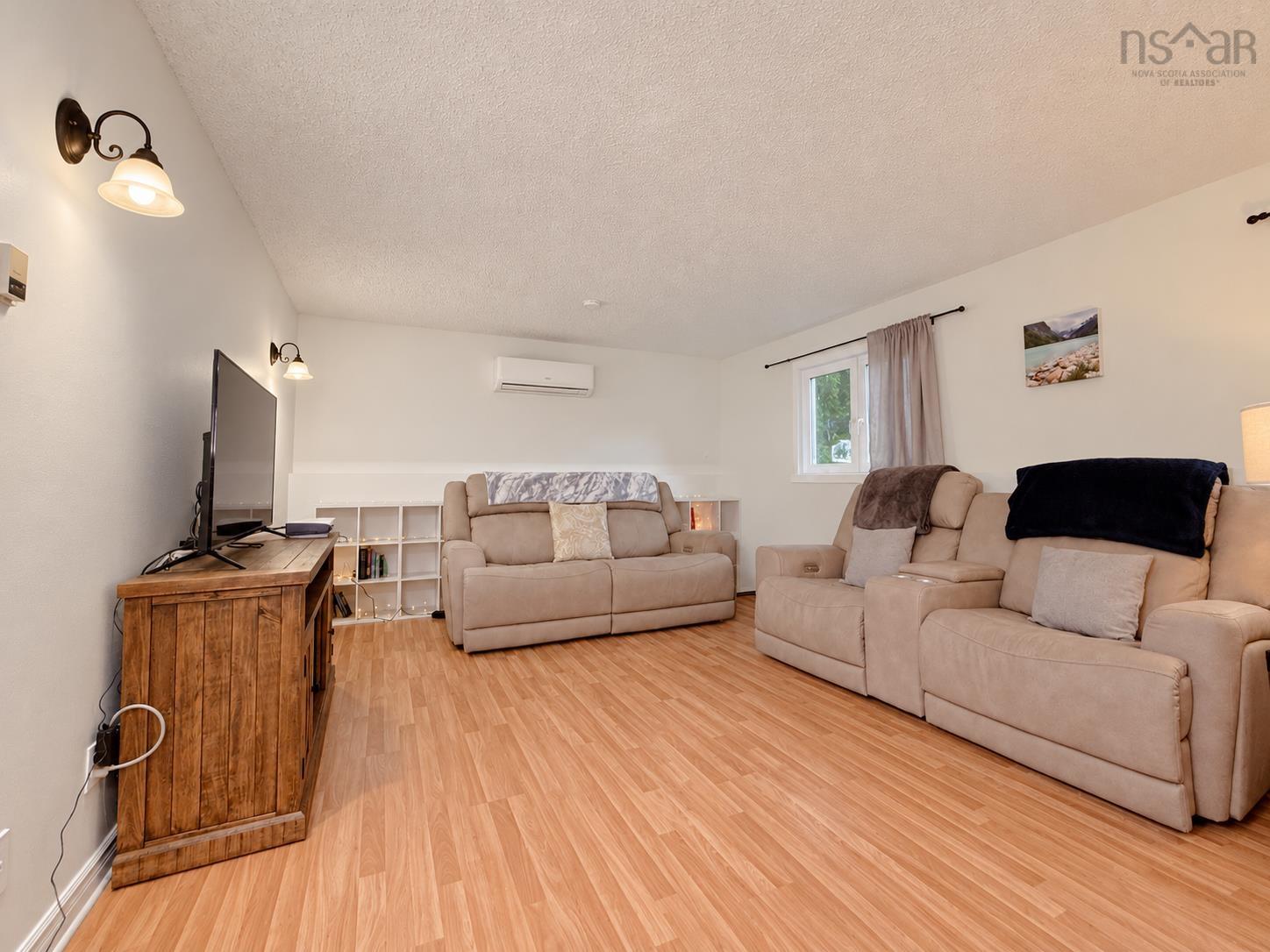 $529,999.00: 35 Carmichael Drive, Sydney