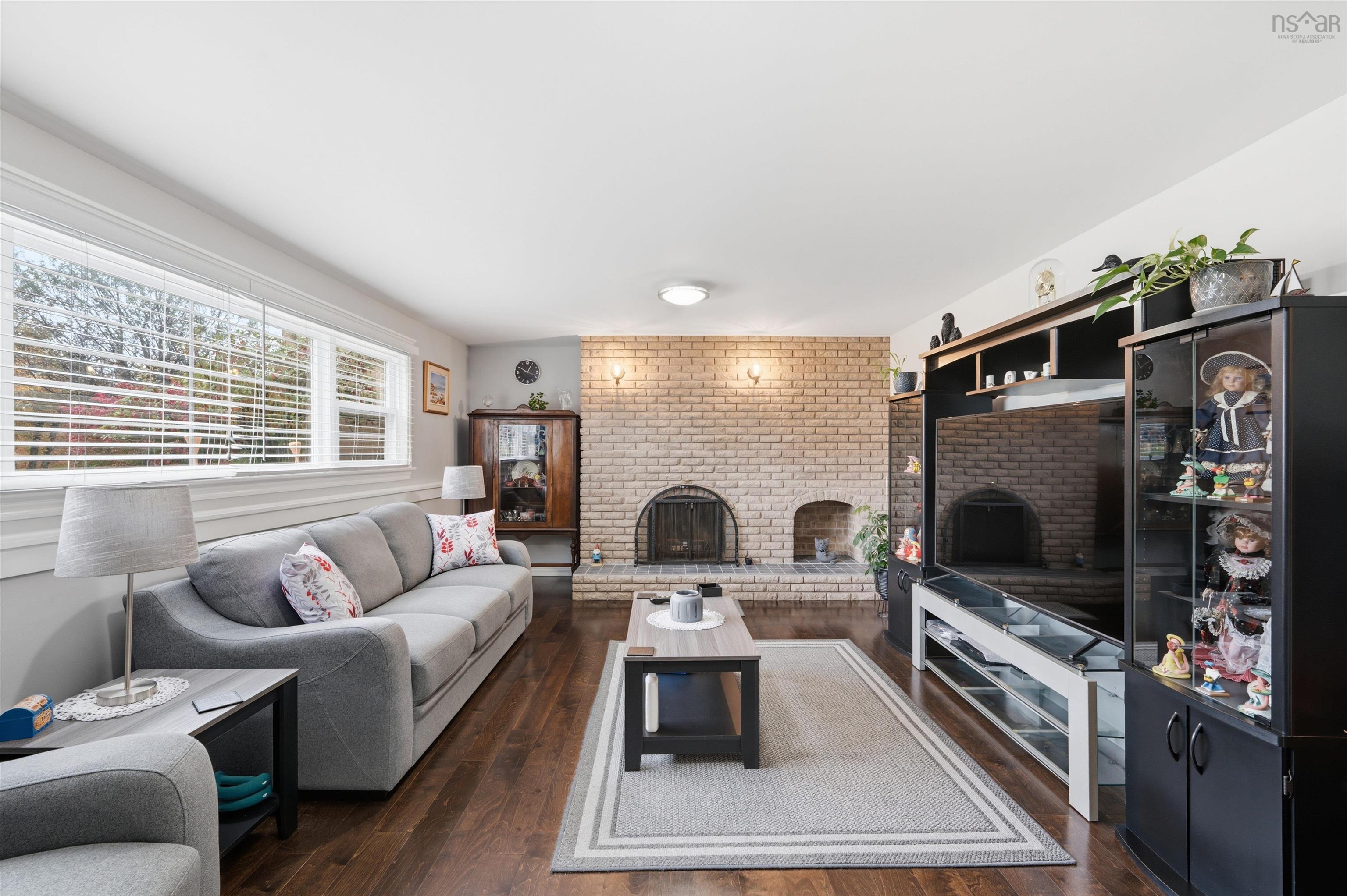 $789,900.00: 74 Hazelholme Drive, Halifax