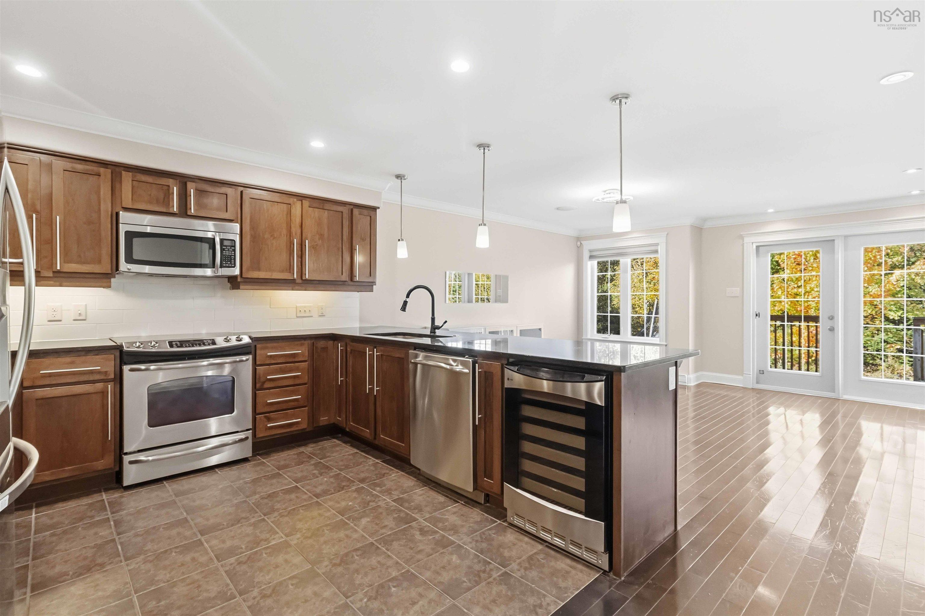 $669,000.00: 345 Bently Drive, Halifax