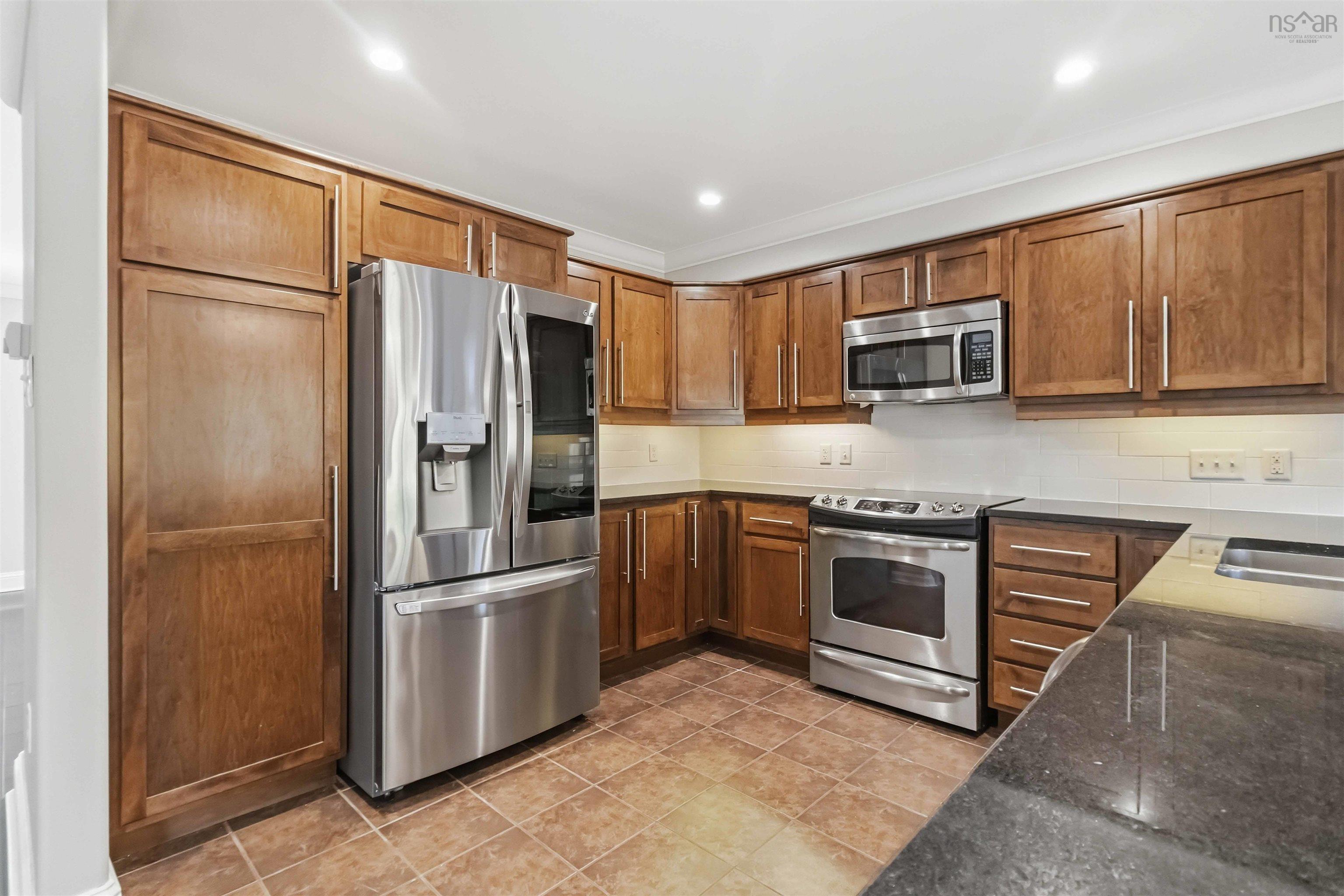 $669,000.00: 345 Bently Drive, Halifax
