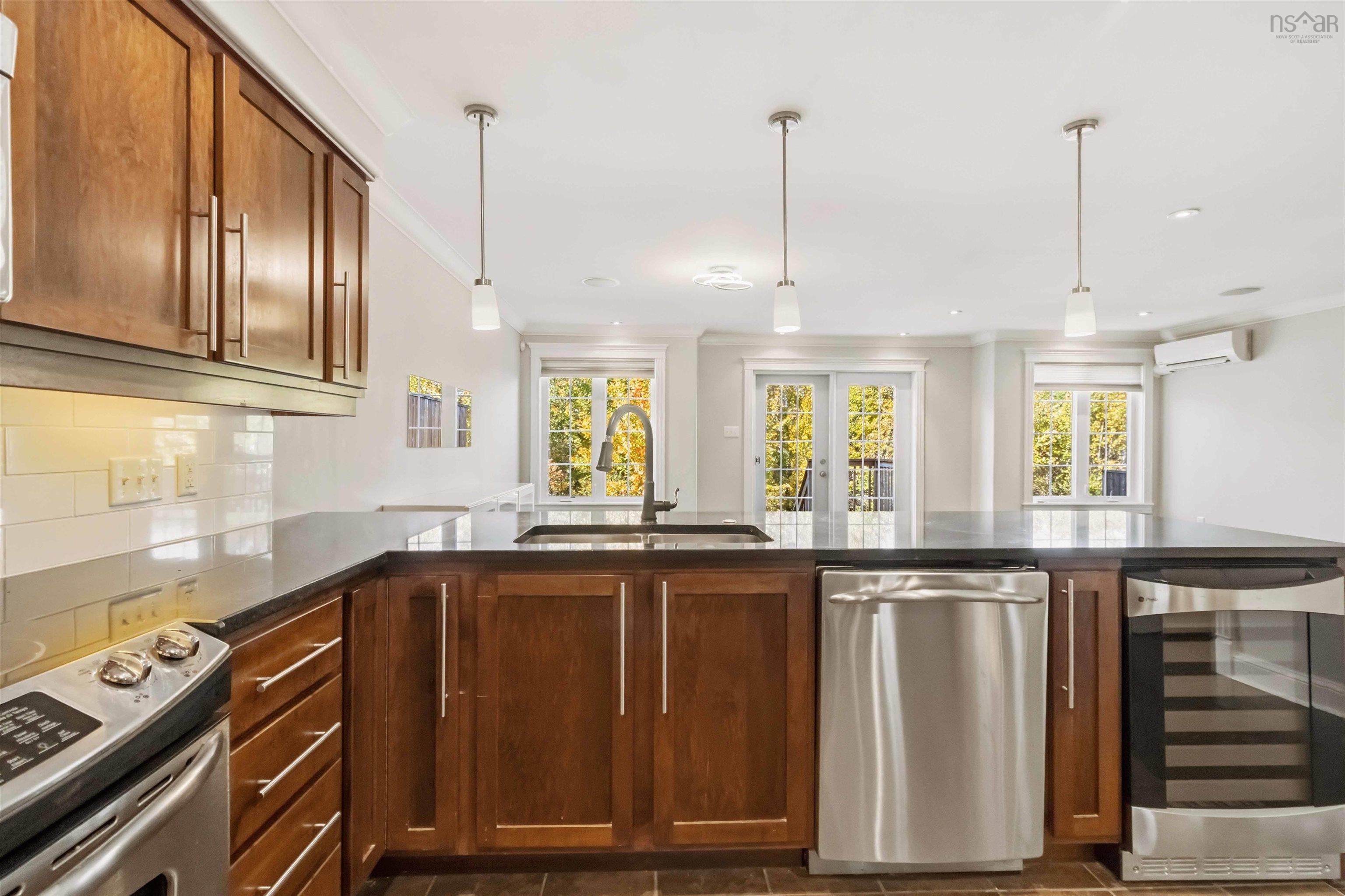 $669,000.00: 345 Bently Drive, Halifax