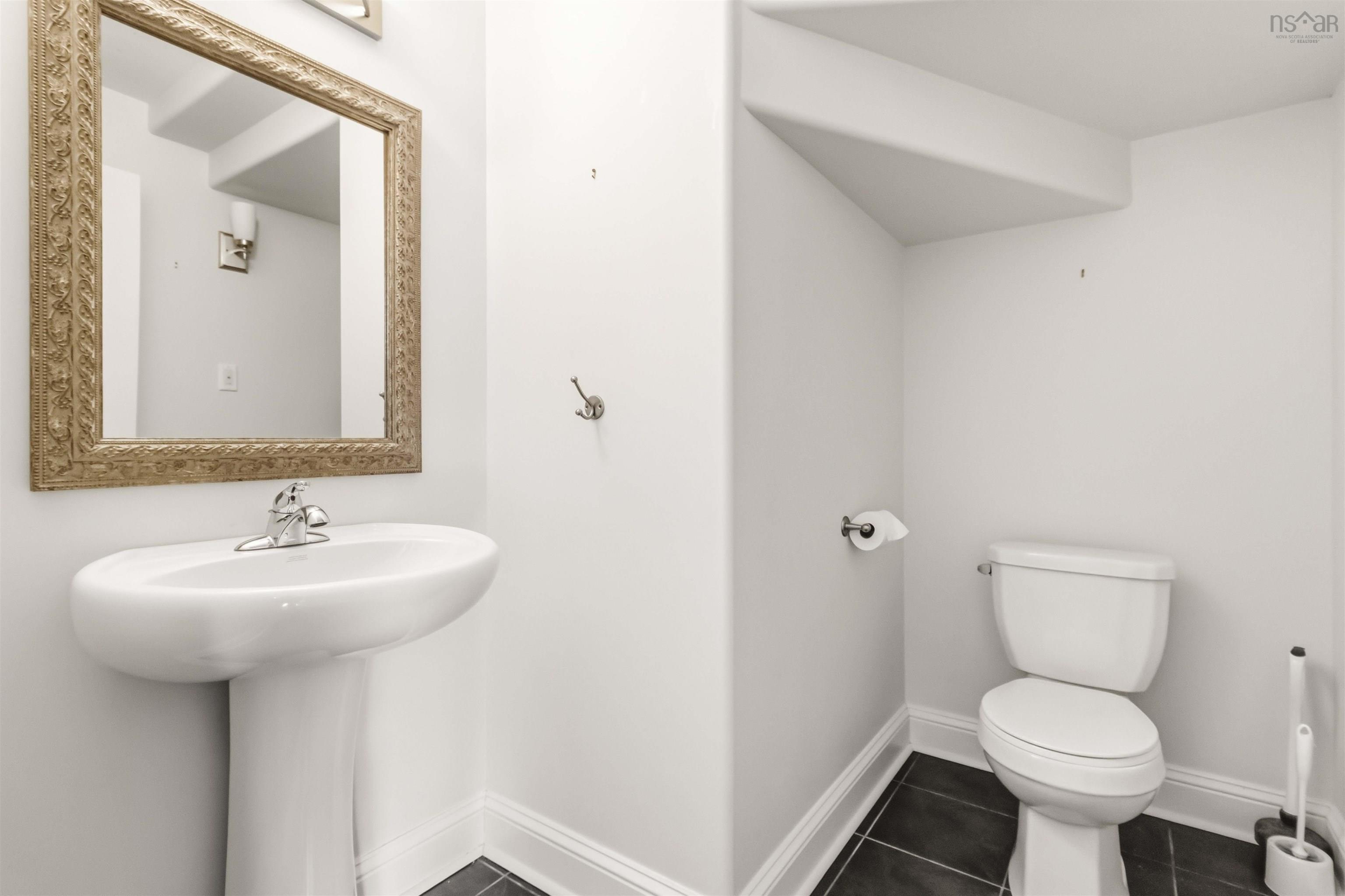 $669,000.00: 345 Bently Drive, Halifax