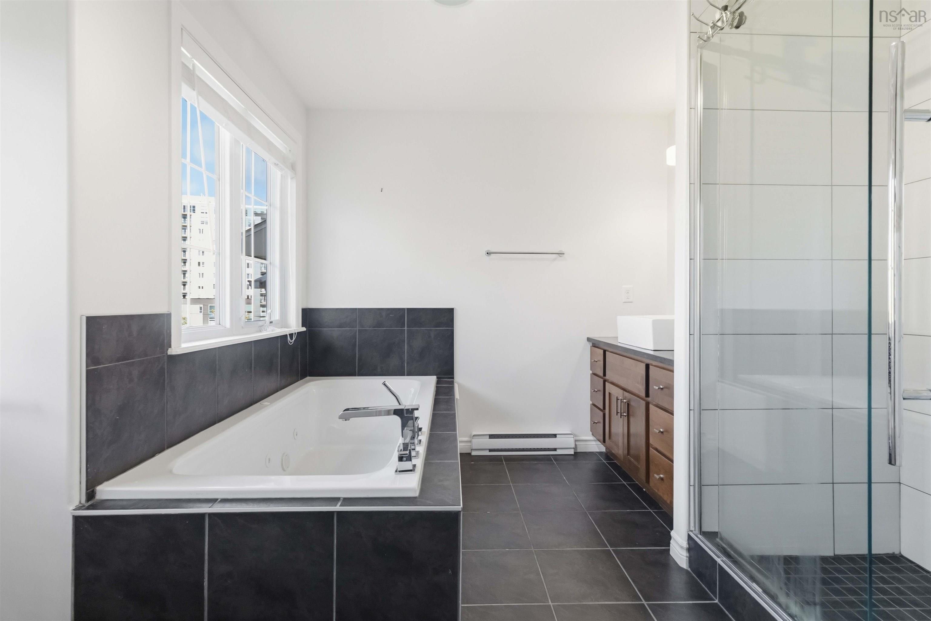 $669,000.00: 345 Bently Drive, Halifax