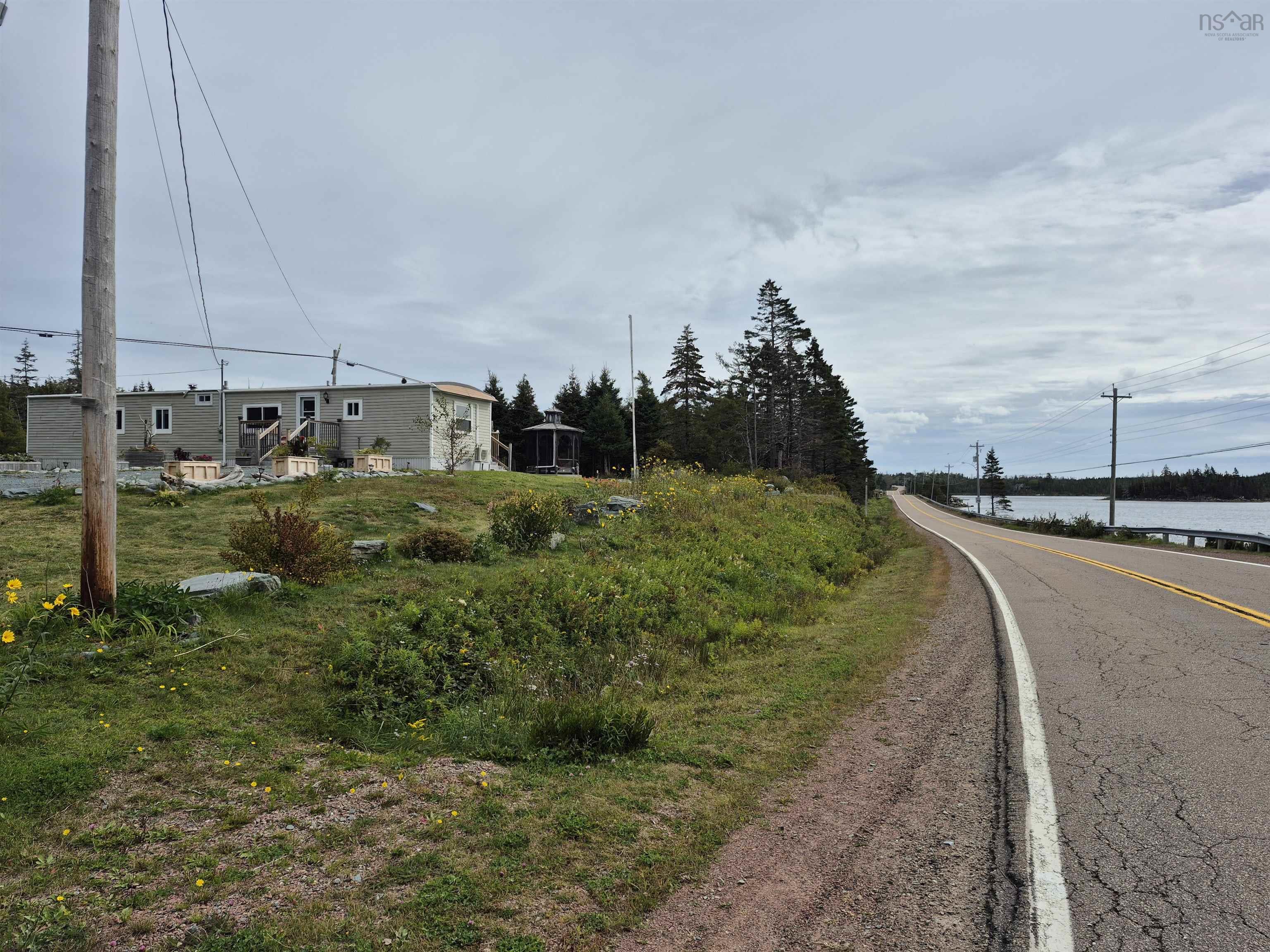 $194,900.00: 4639 Highway 7, Spanish Ship Bay
