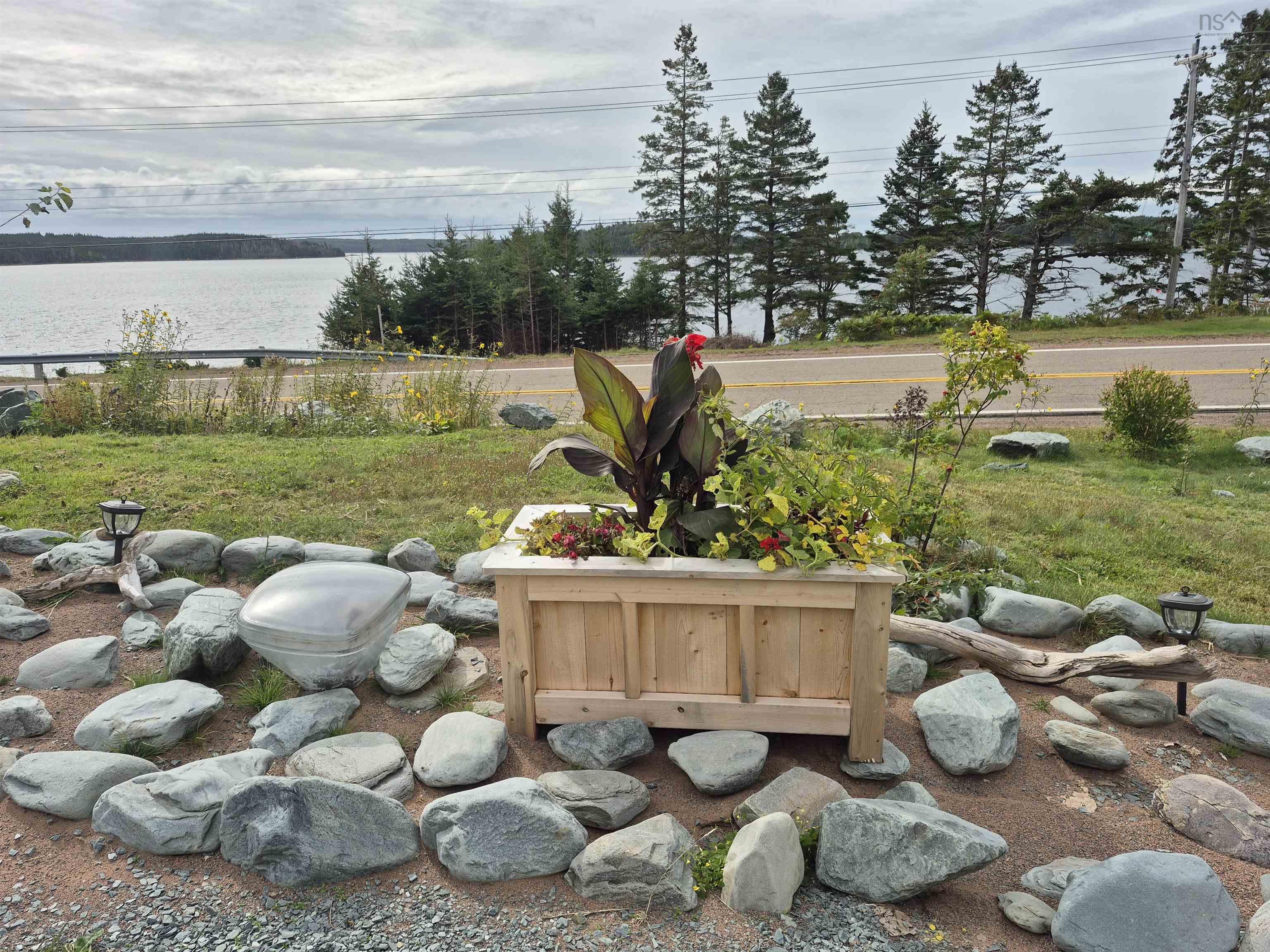 $194,900.00: 4639 Highway 7, Spanish Ship Bay